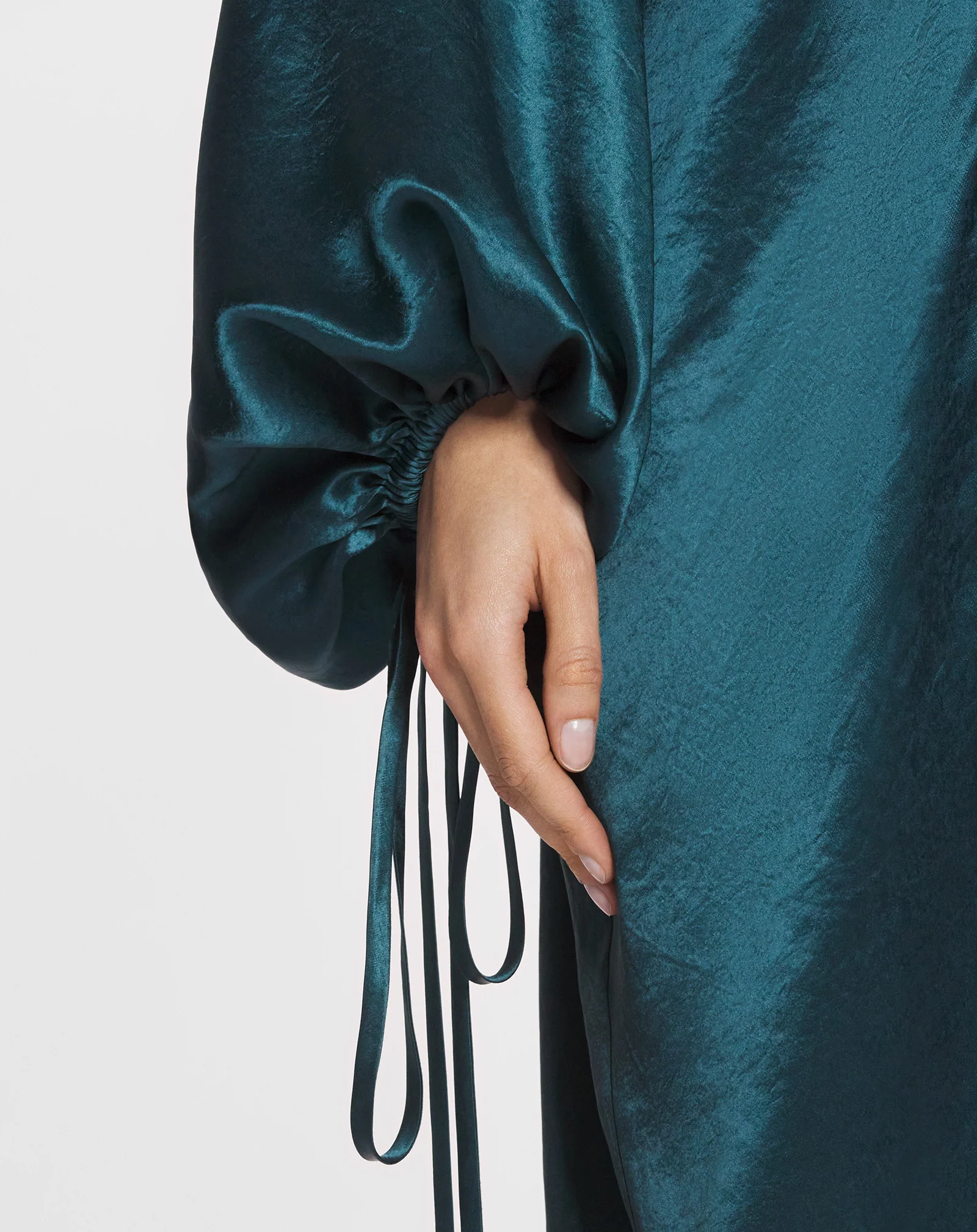 Balloon sleeve dress