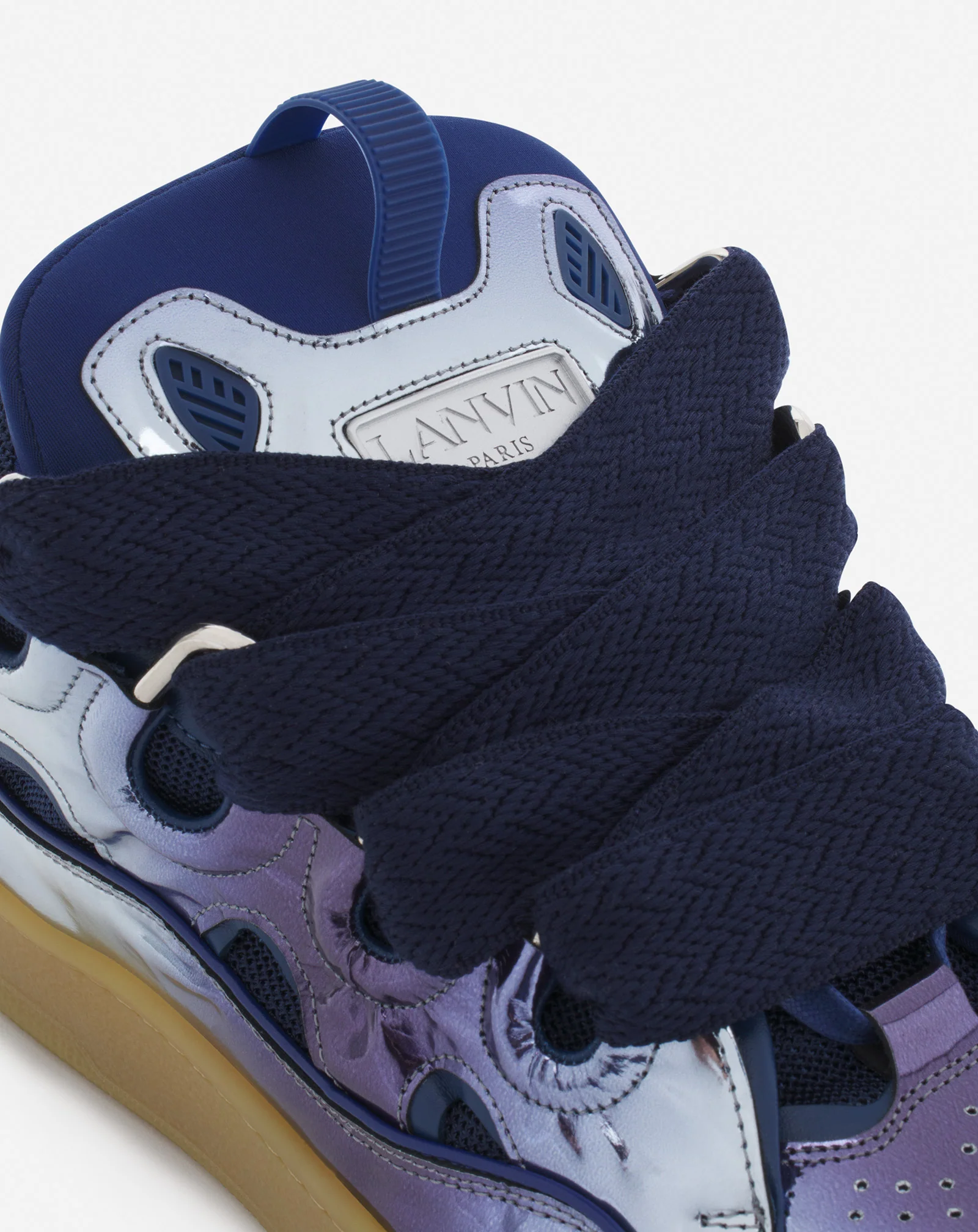 Curb sneakers in metallic leather