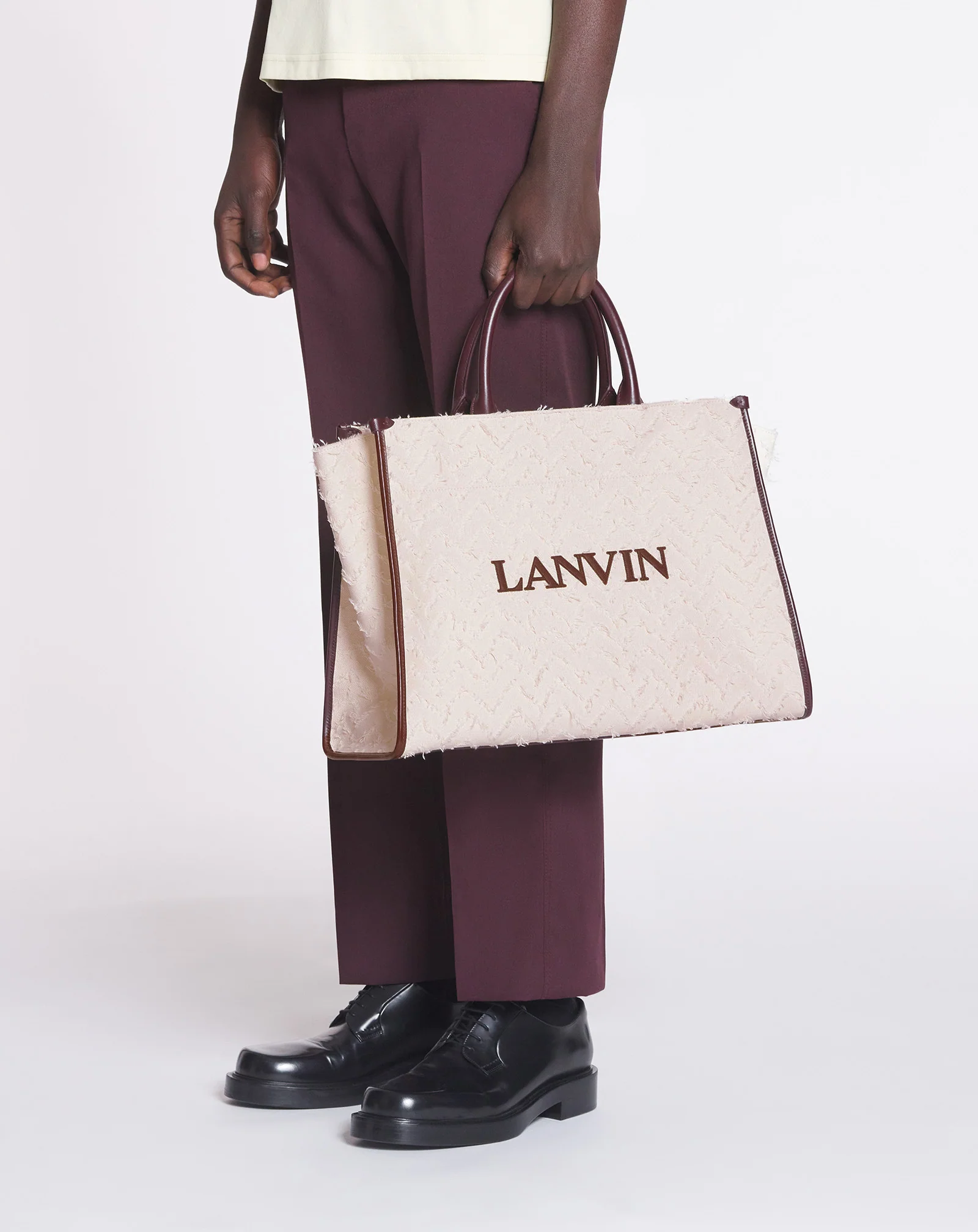 Herringbone motif in&out mm tote bag