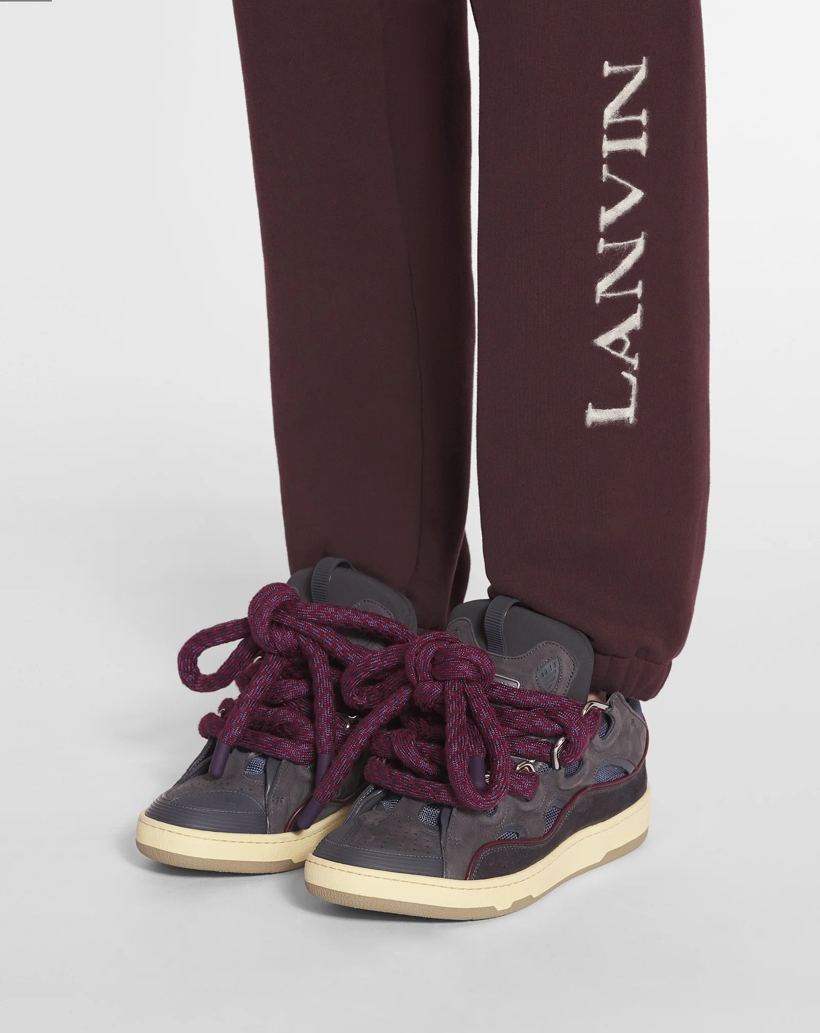 Curb snake training pants