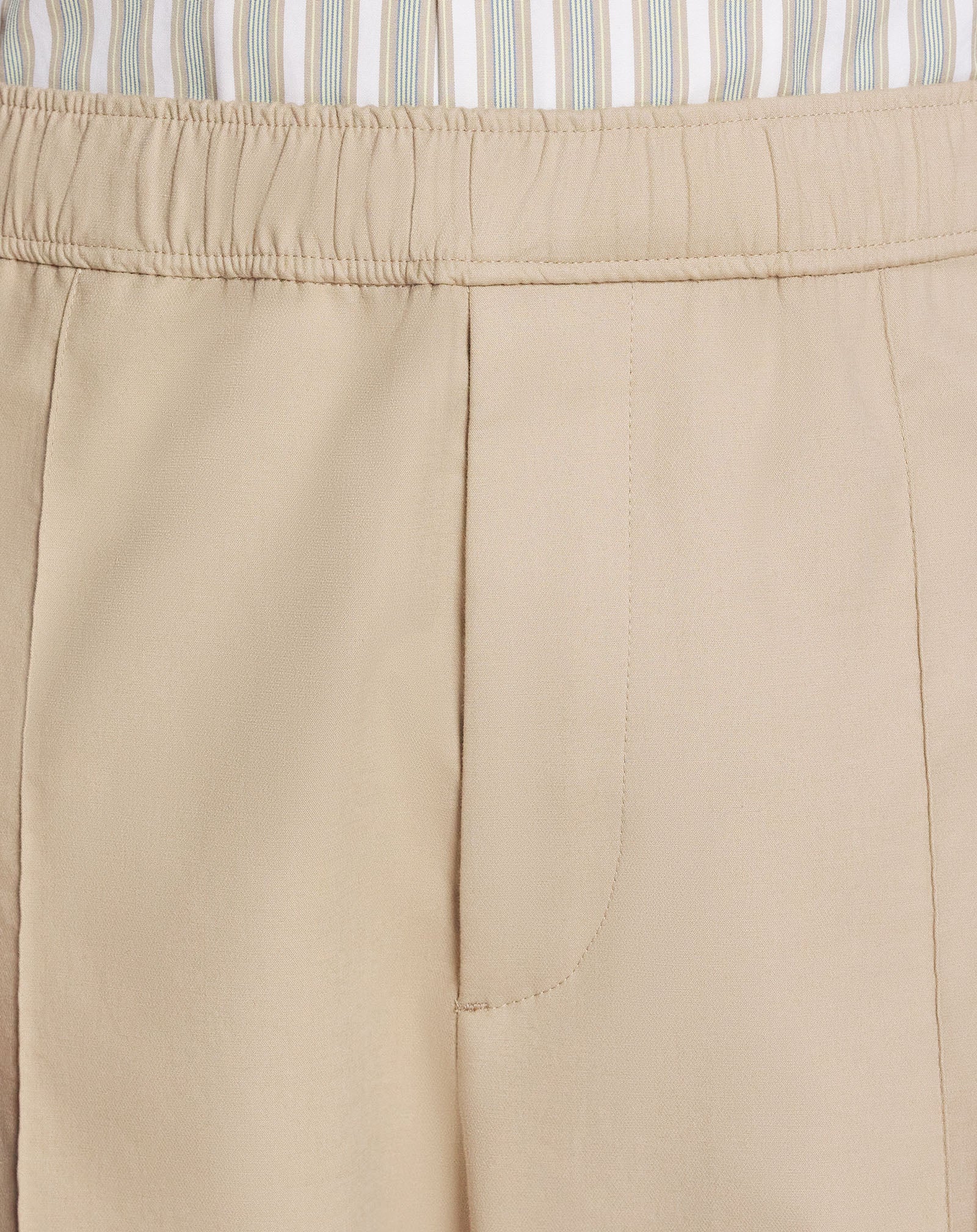 Suit pants with an elasticated waistband