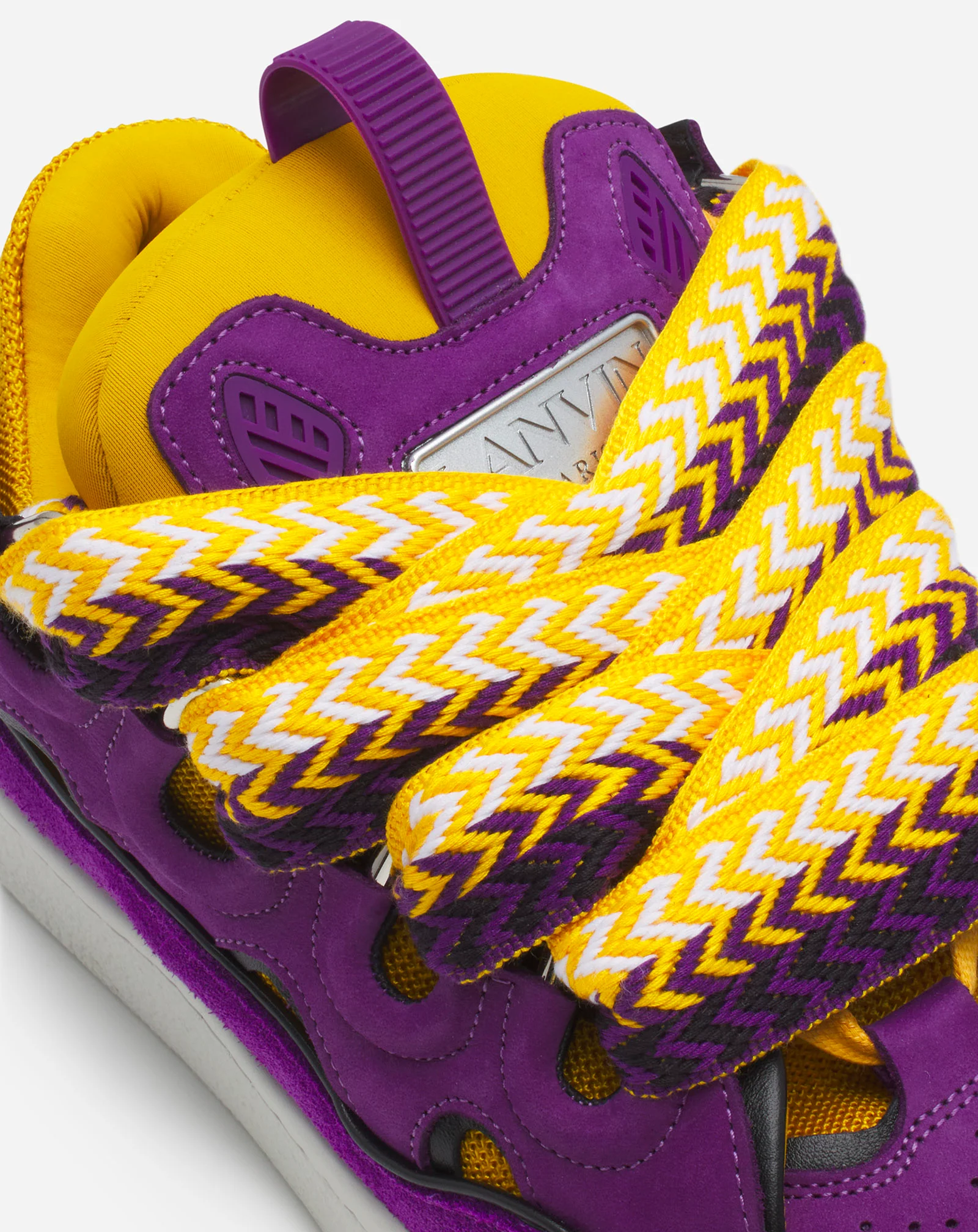 Leather curb sneakers