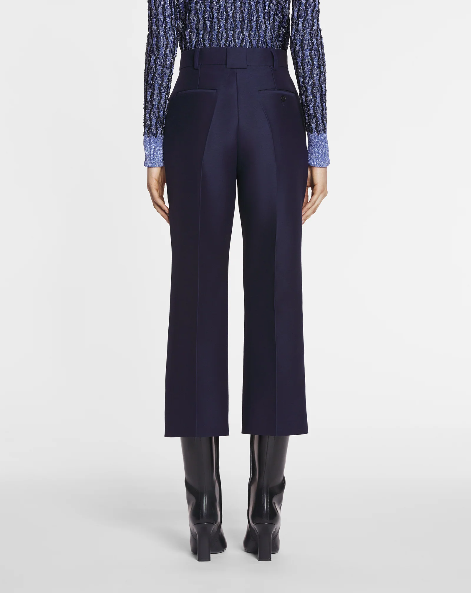 Flared cropped pants