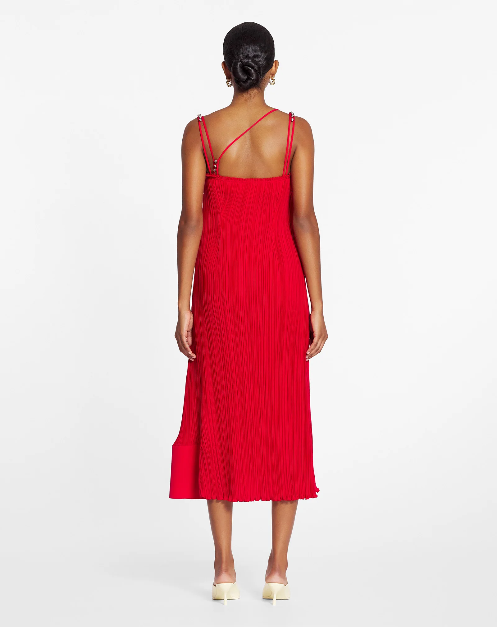 Pleated dress with straps