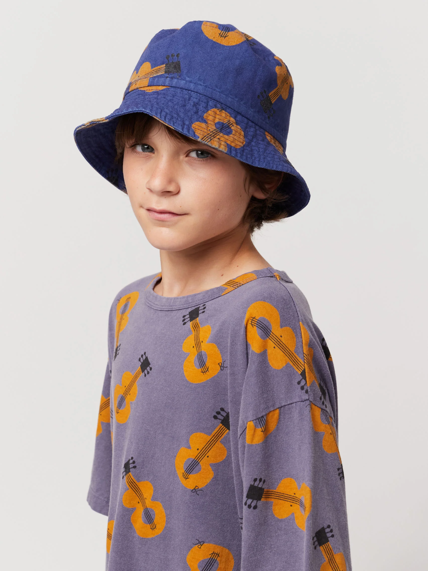 Acoustic Guitar All Over hat