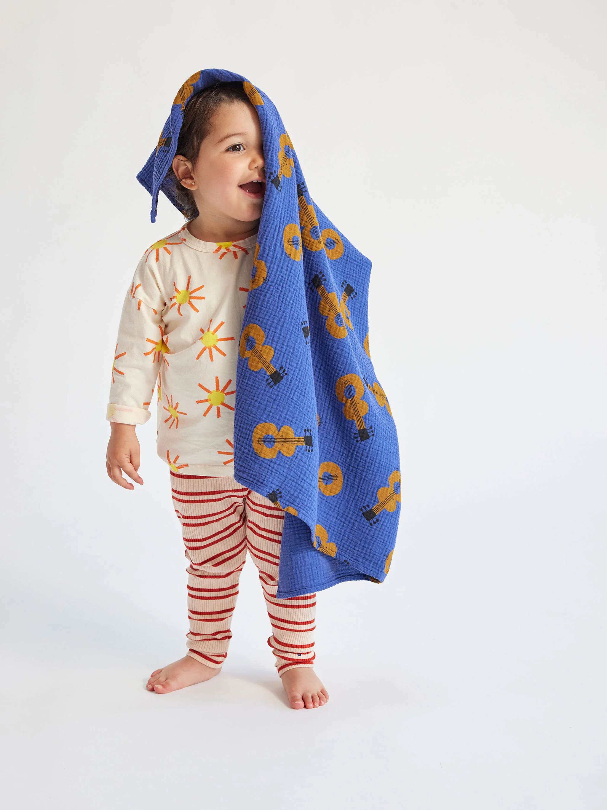 Acoustic Guitar all over muslin