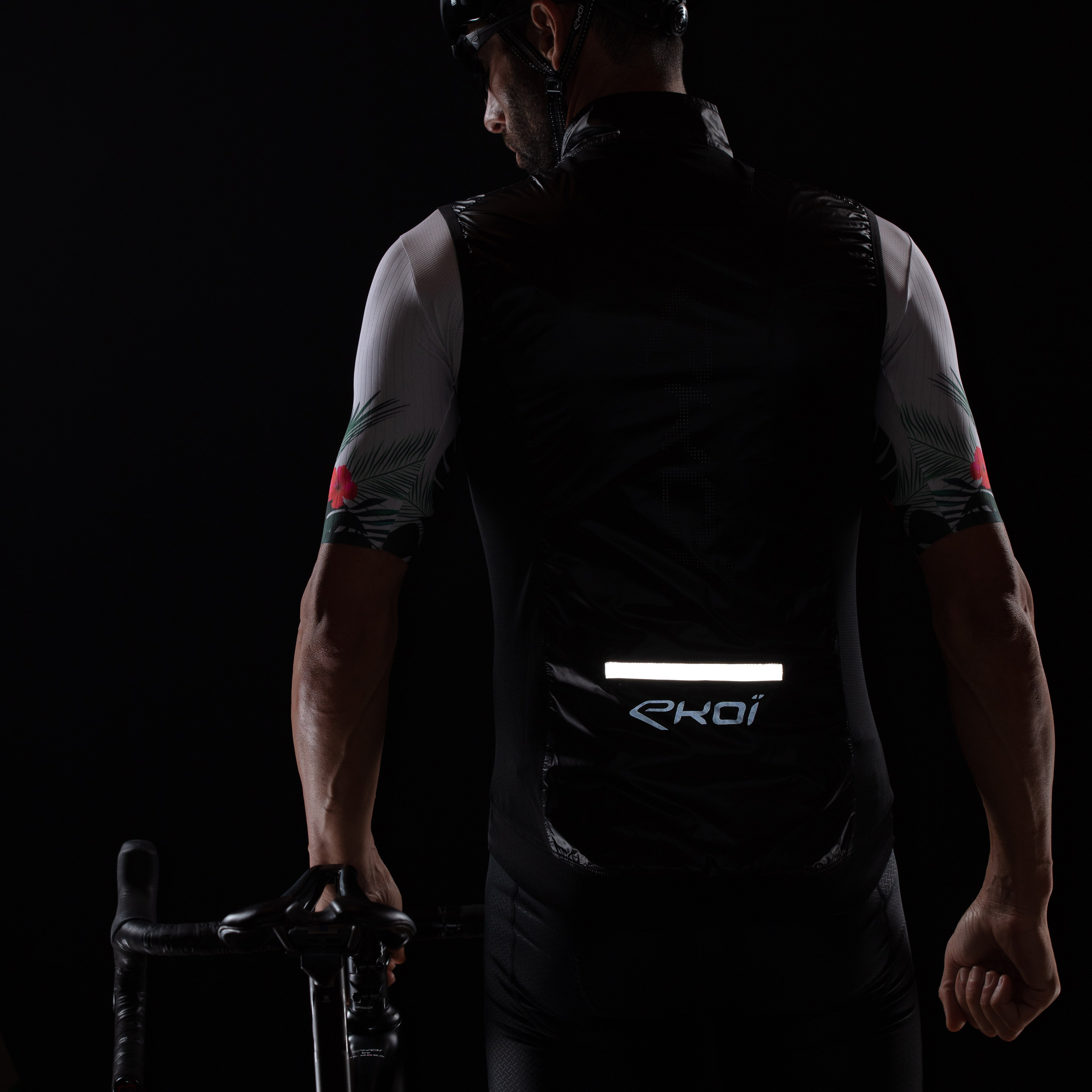 EKOI Perf WINDPROOF LIGHT PACKABLE Jacket Black