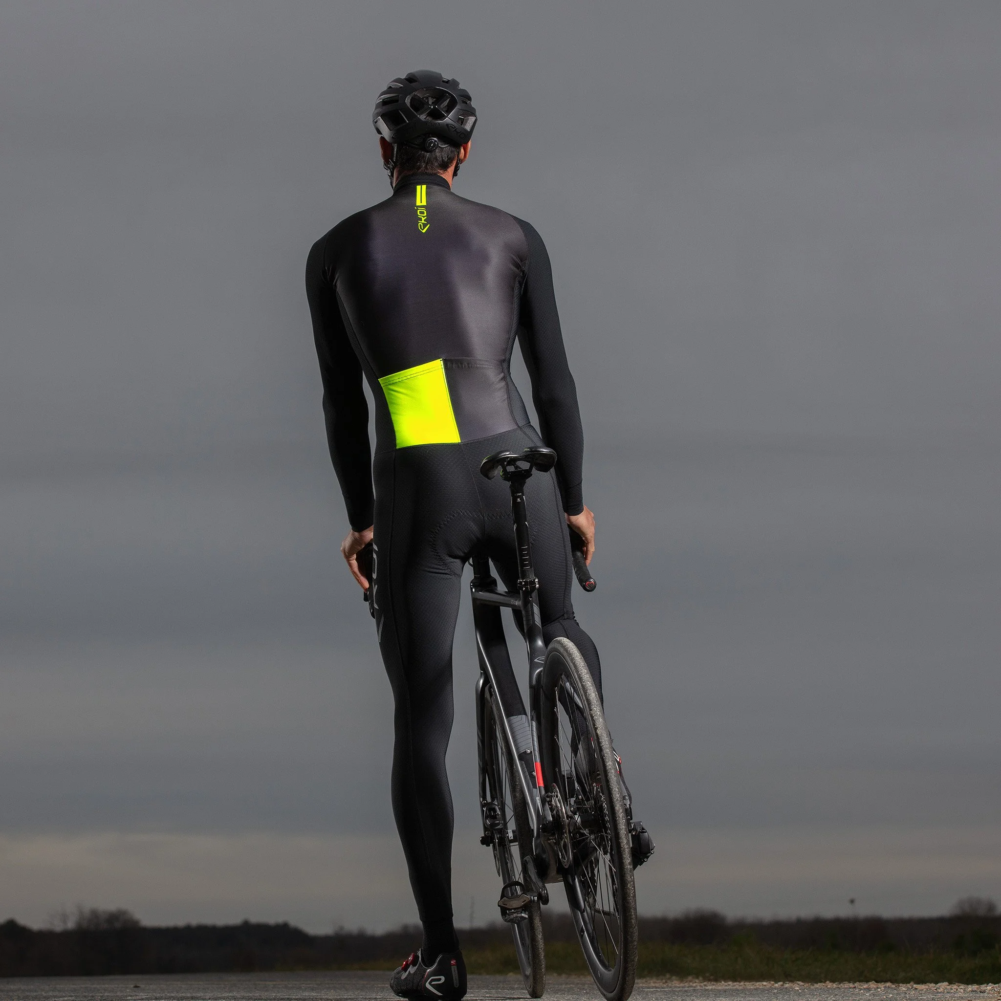 PRO GEL MEMORY YELLOW THERMAL SKIN SUIT