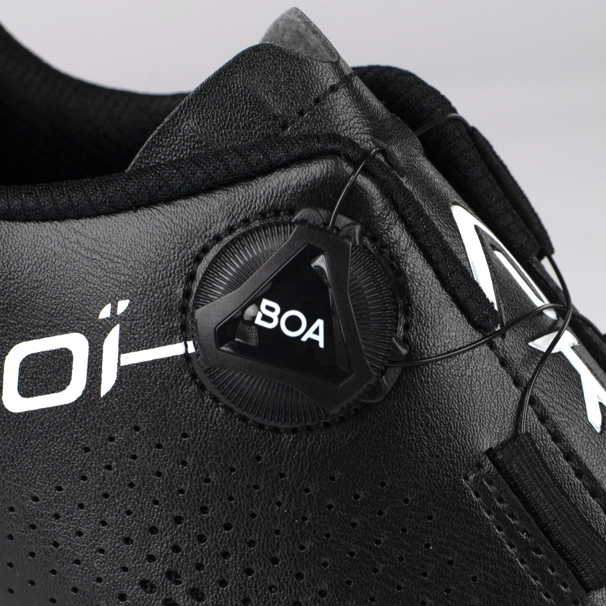 STRADA BOA® Black cycling shoes