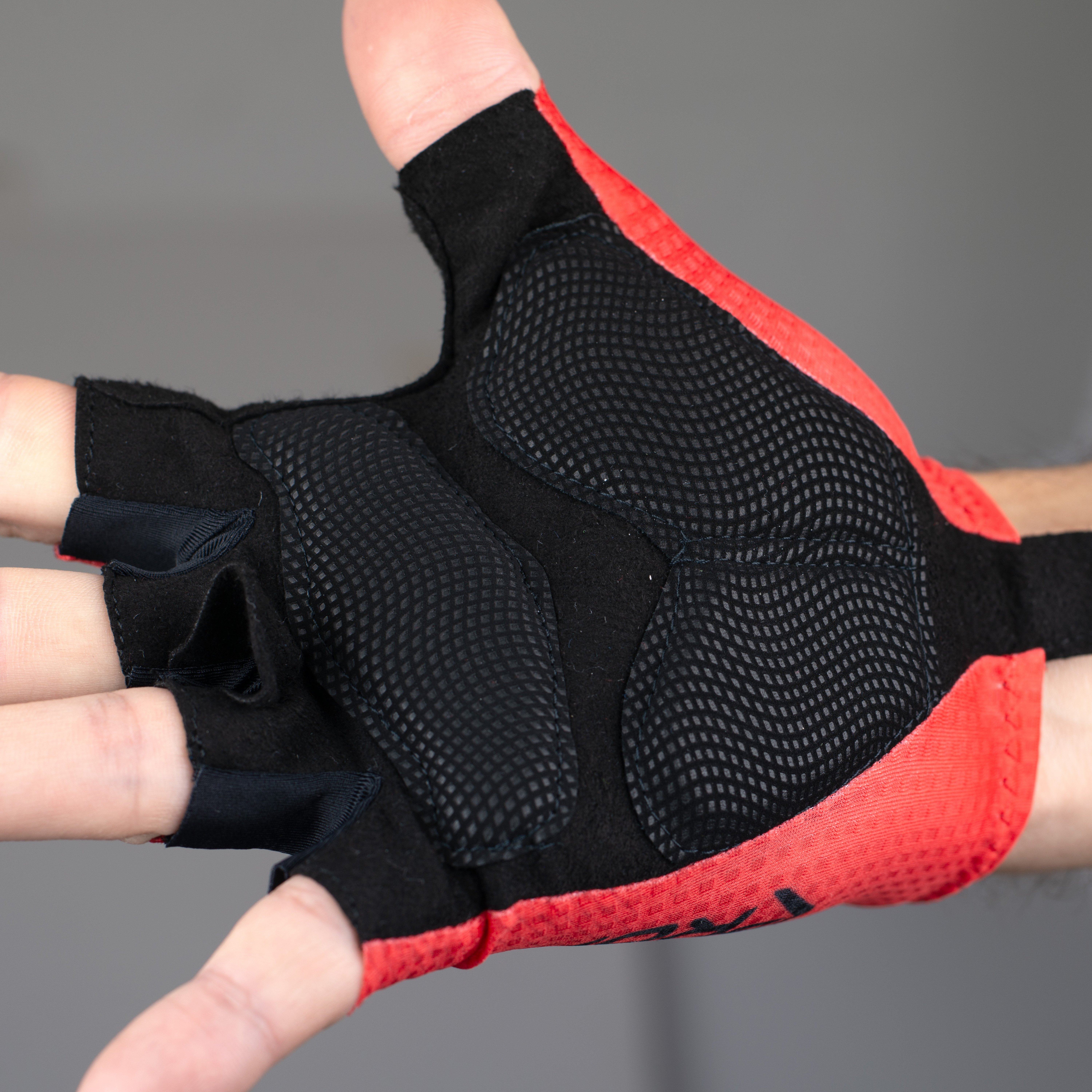 Perf LINEAR red Cycling gloves