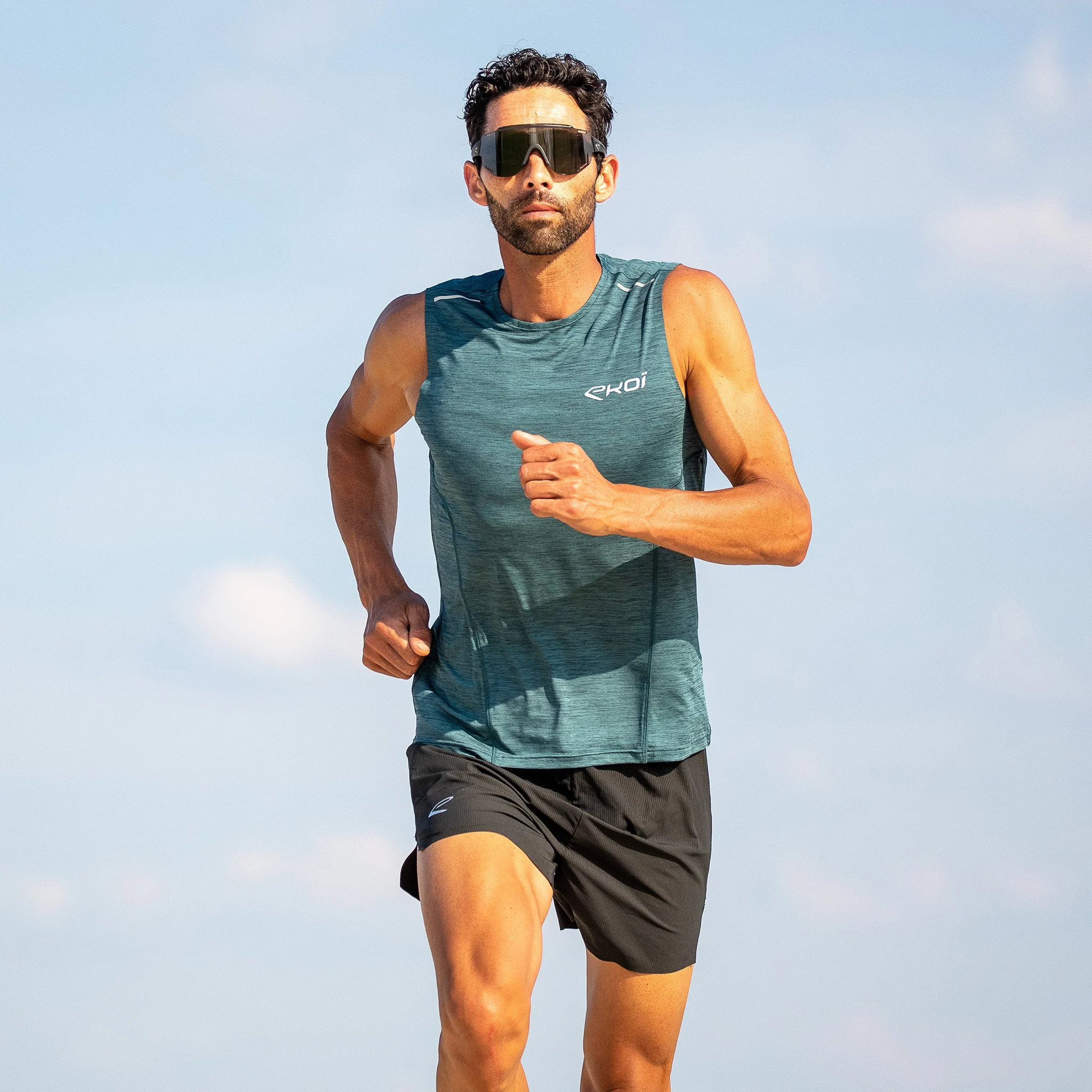 TEE SHIRT SLEEVELESS PERFORMANCE EKOI RUN BLACK /BLUE