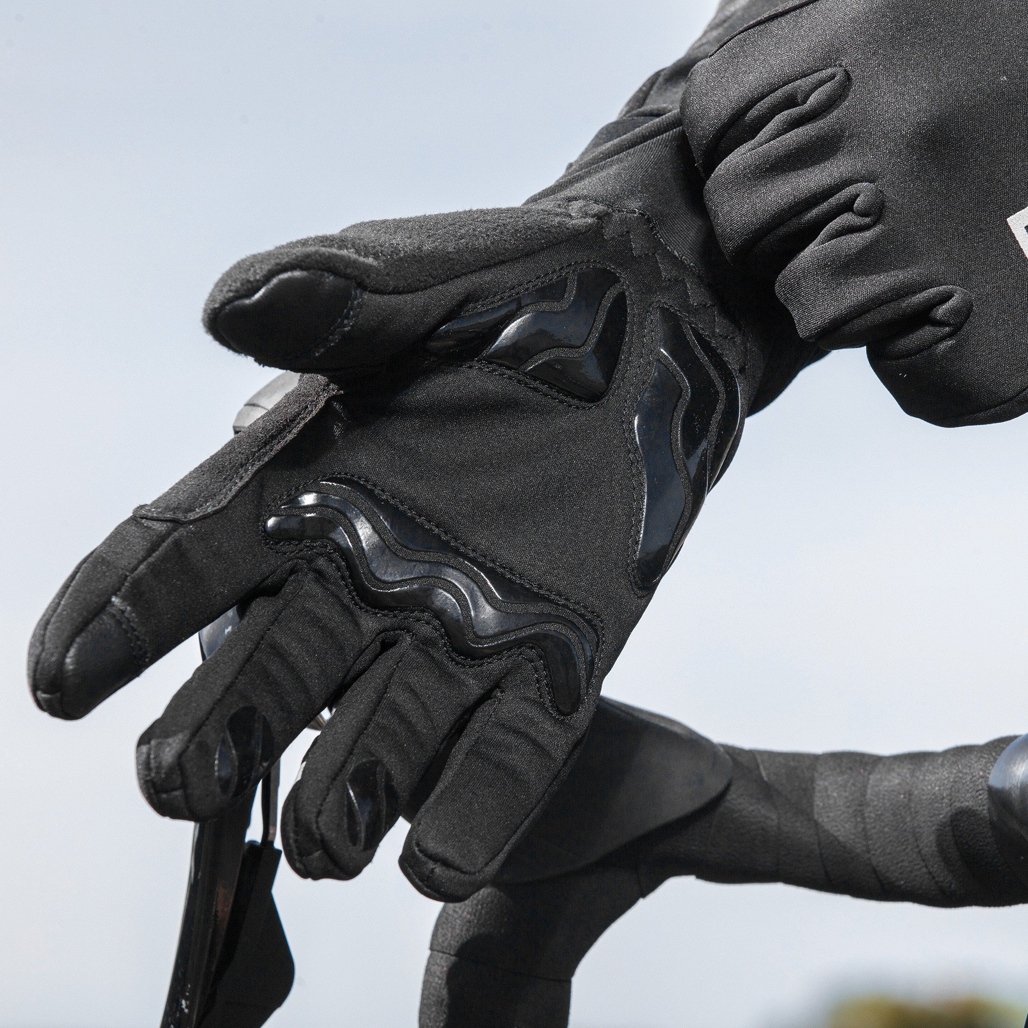 EKOI Women's black winter gloves