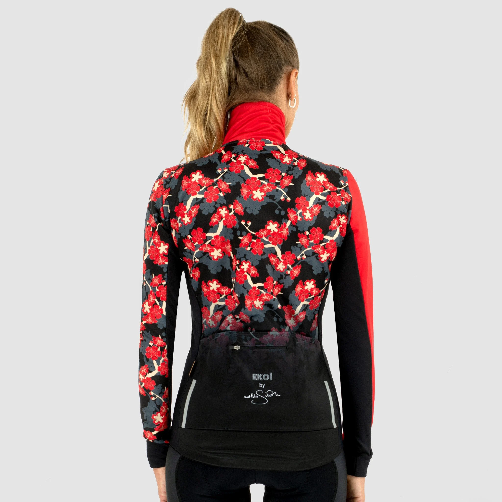 Nathalie Simon women's red thermal jacket by EKOÏ