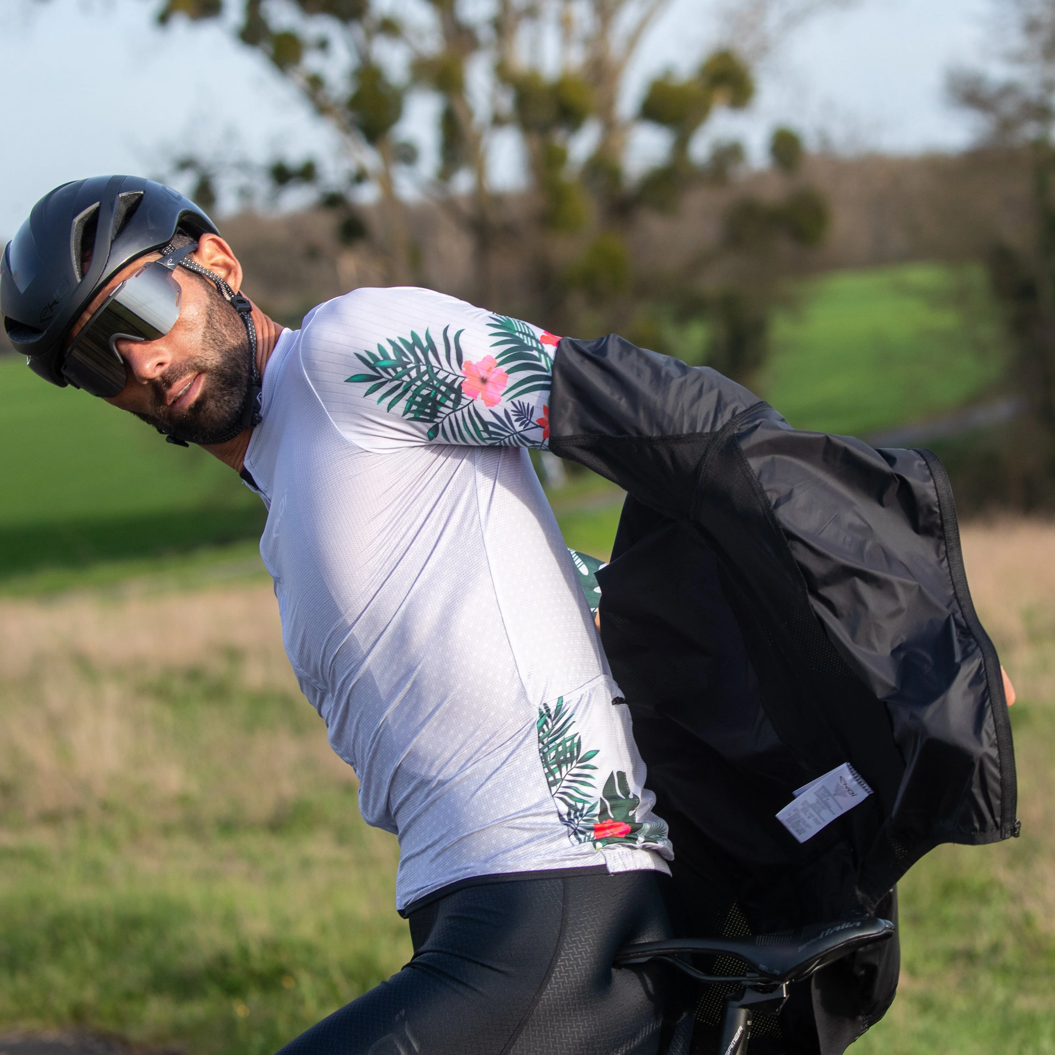 EKOI Perf WINDPROOF LIGHT PACKABLE Jacket Black