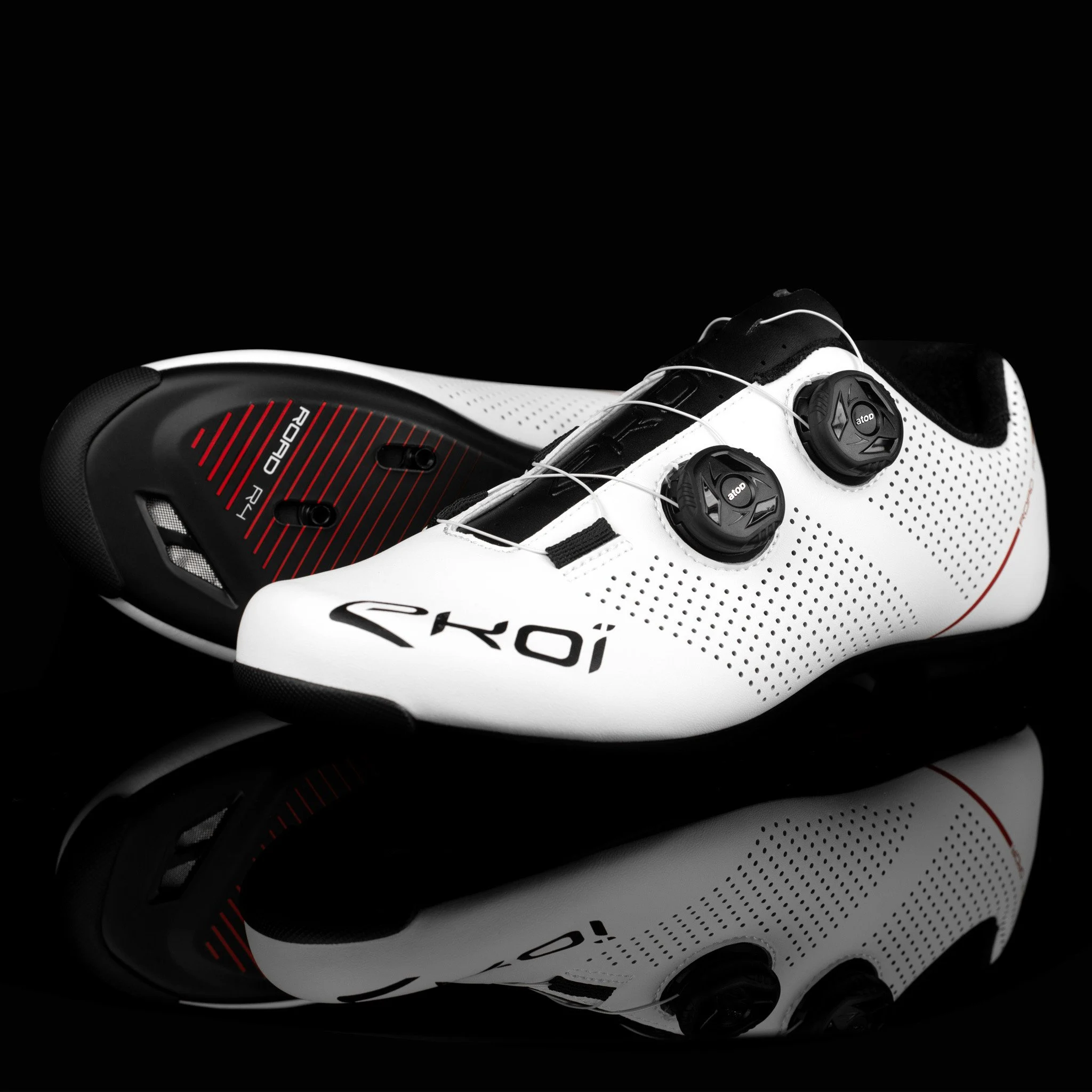 R4 Full black road shoe