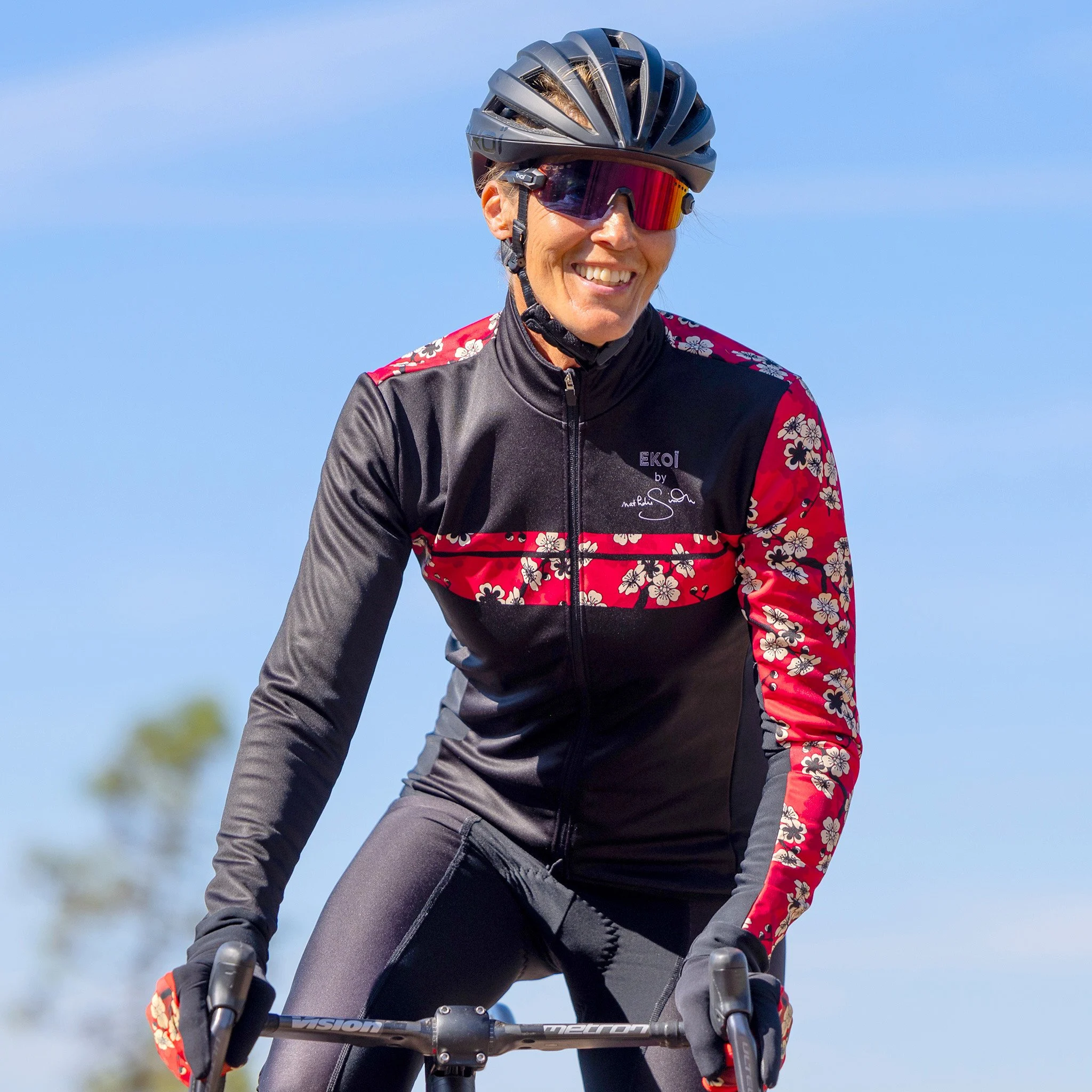 Nathalie Simon women's red thermal jacket by EKOÏ