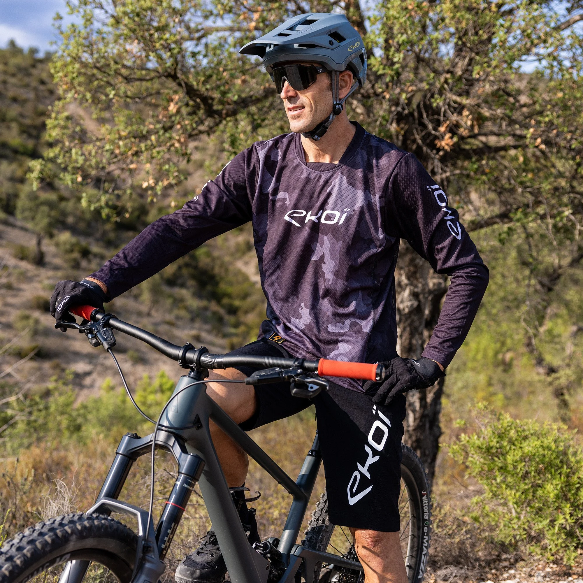 EKOI Absolute Absalon Black MTB short