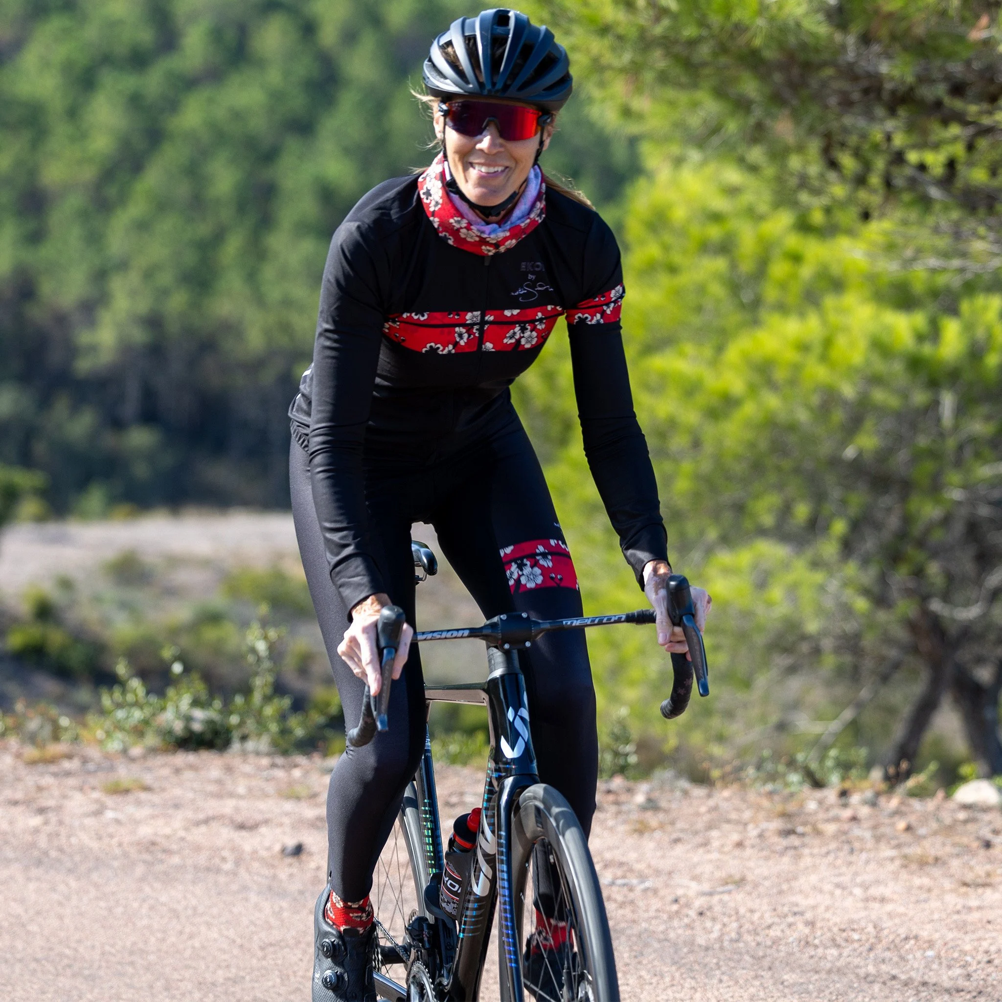 Nathalie Simon women's black LS jersey by EKOÏ