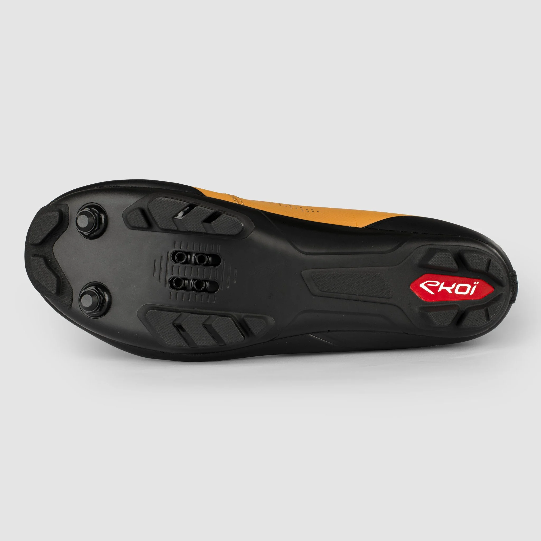 Shoes XC R4 Black