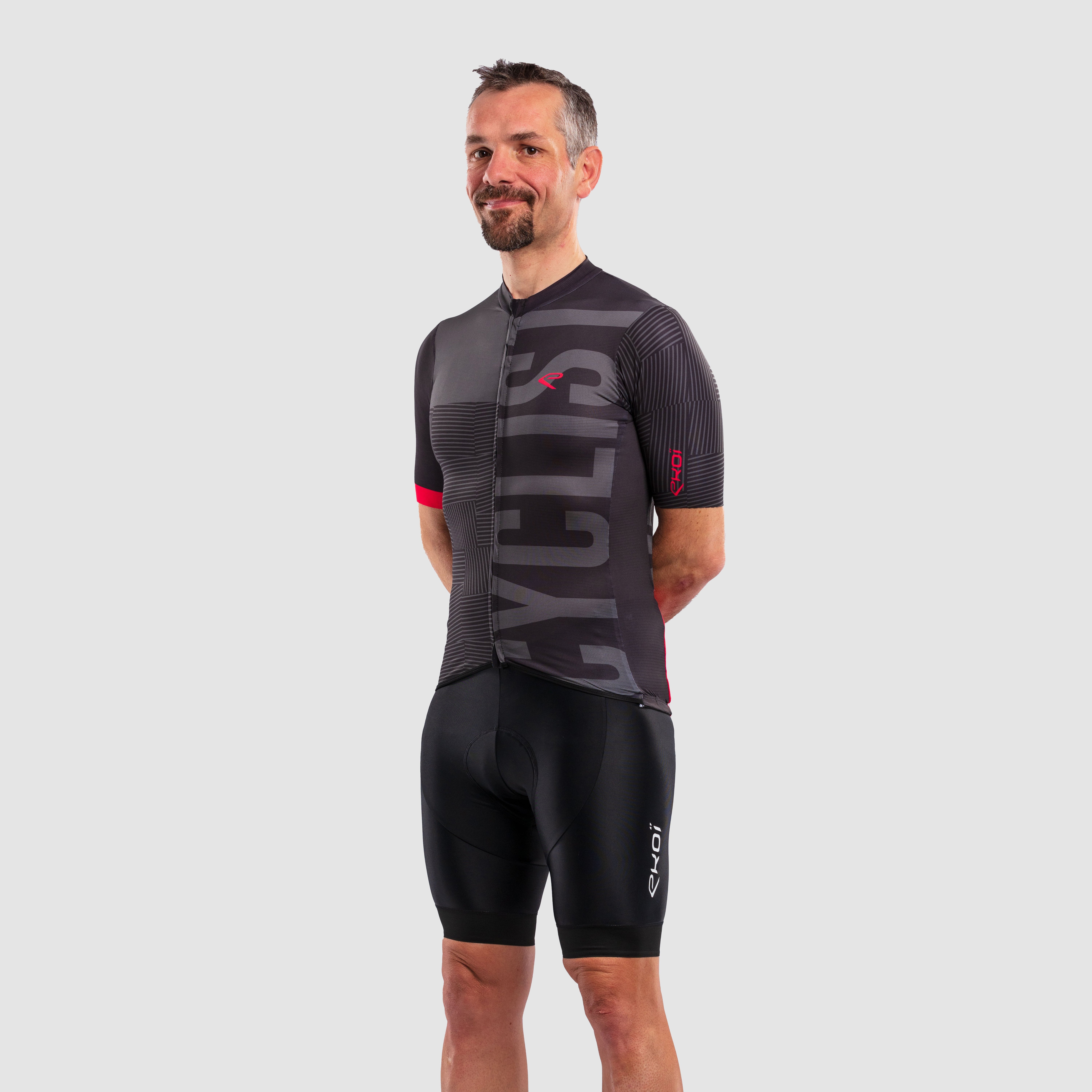 EKOI GRAPHIC White Short Sleeve jersey and black V-light bib shorts combo