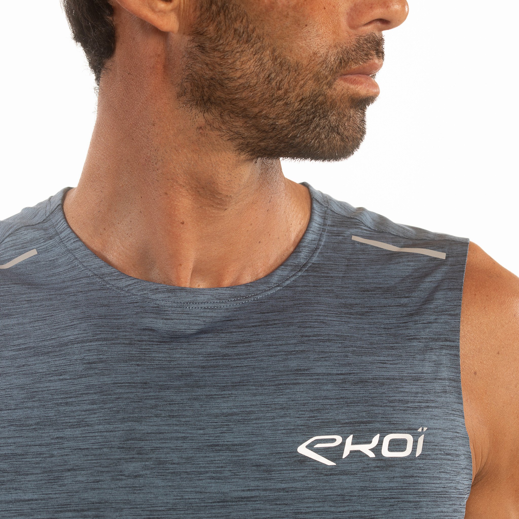 TEE SHIRT SLEEVELESS PERFORMANCE EKOI RUN BLACK /BLUE