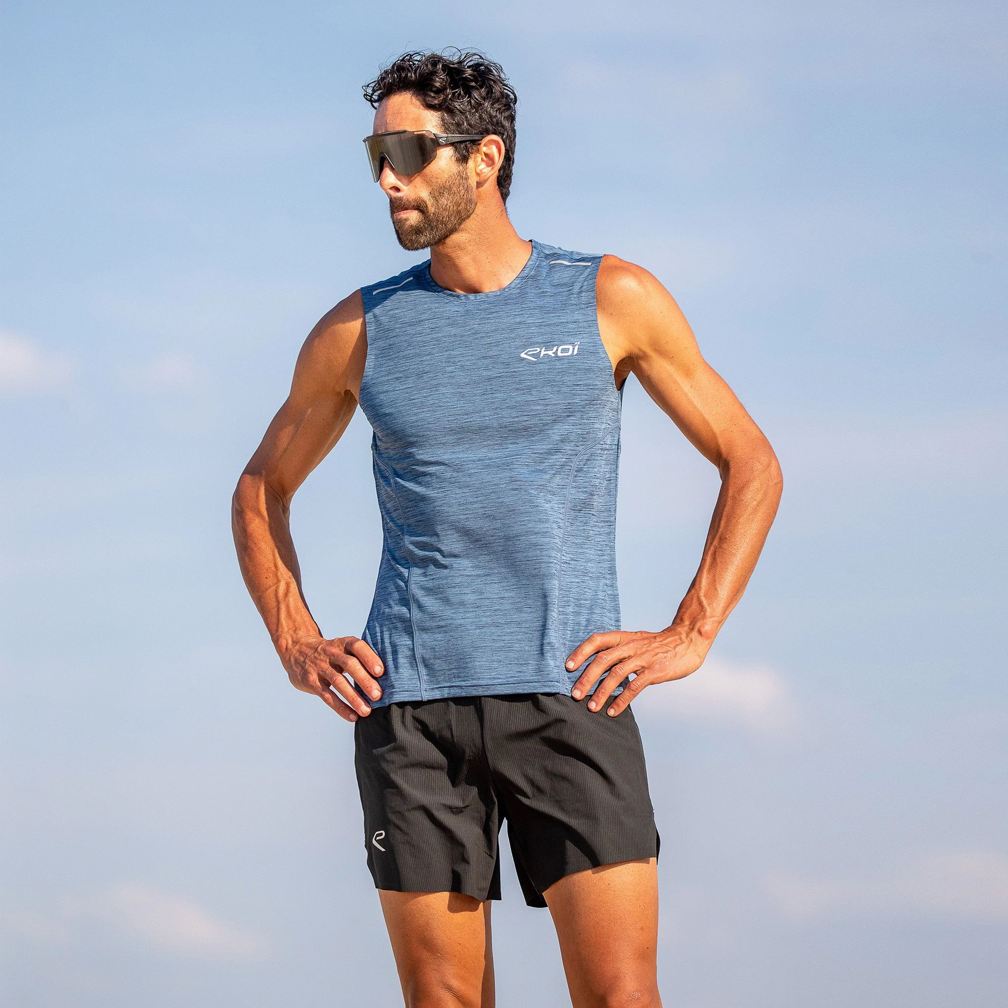 TEE SHIRT SLEEVELESS PERFORMANCE EKOI RUN BLACK /BLUE