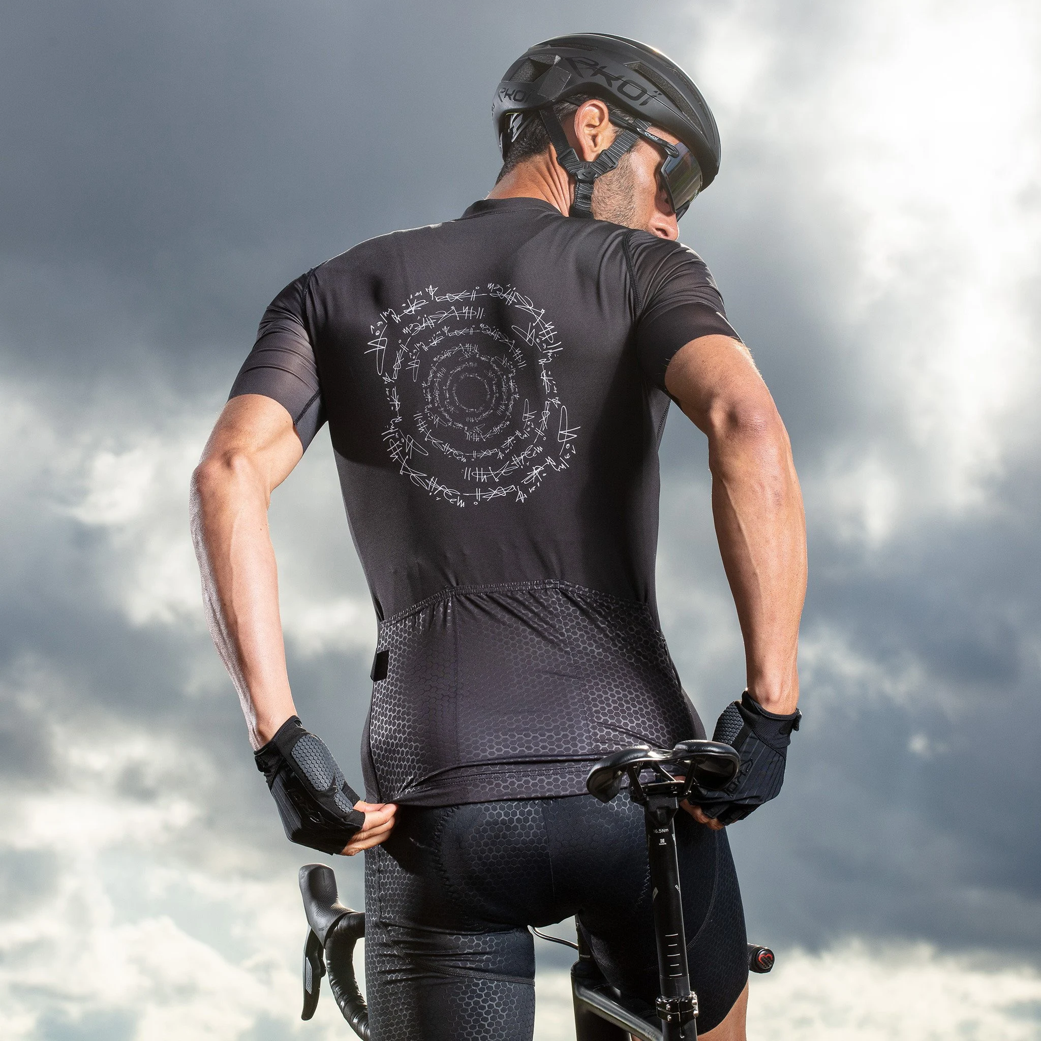 OUTLAST Galaxy BY DAVID MINARD jersey black