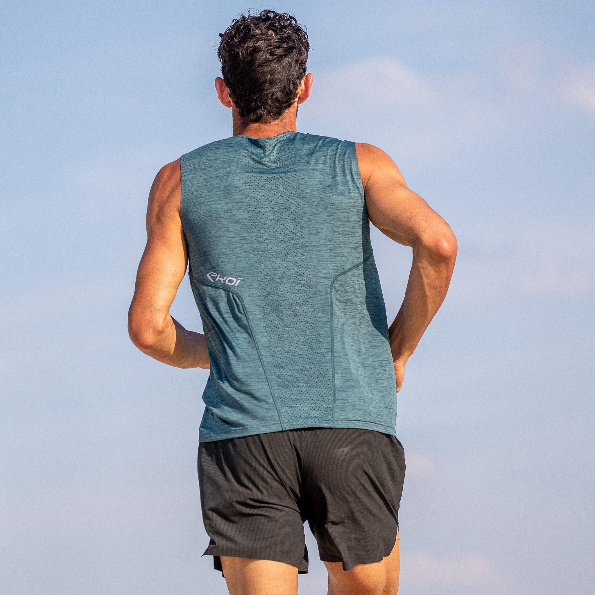 TEE SHIRT SLEEVELESS PERFORMANCE EKOI RUN BLACK /BLUE