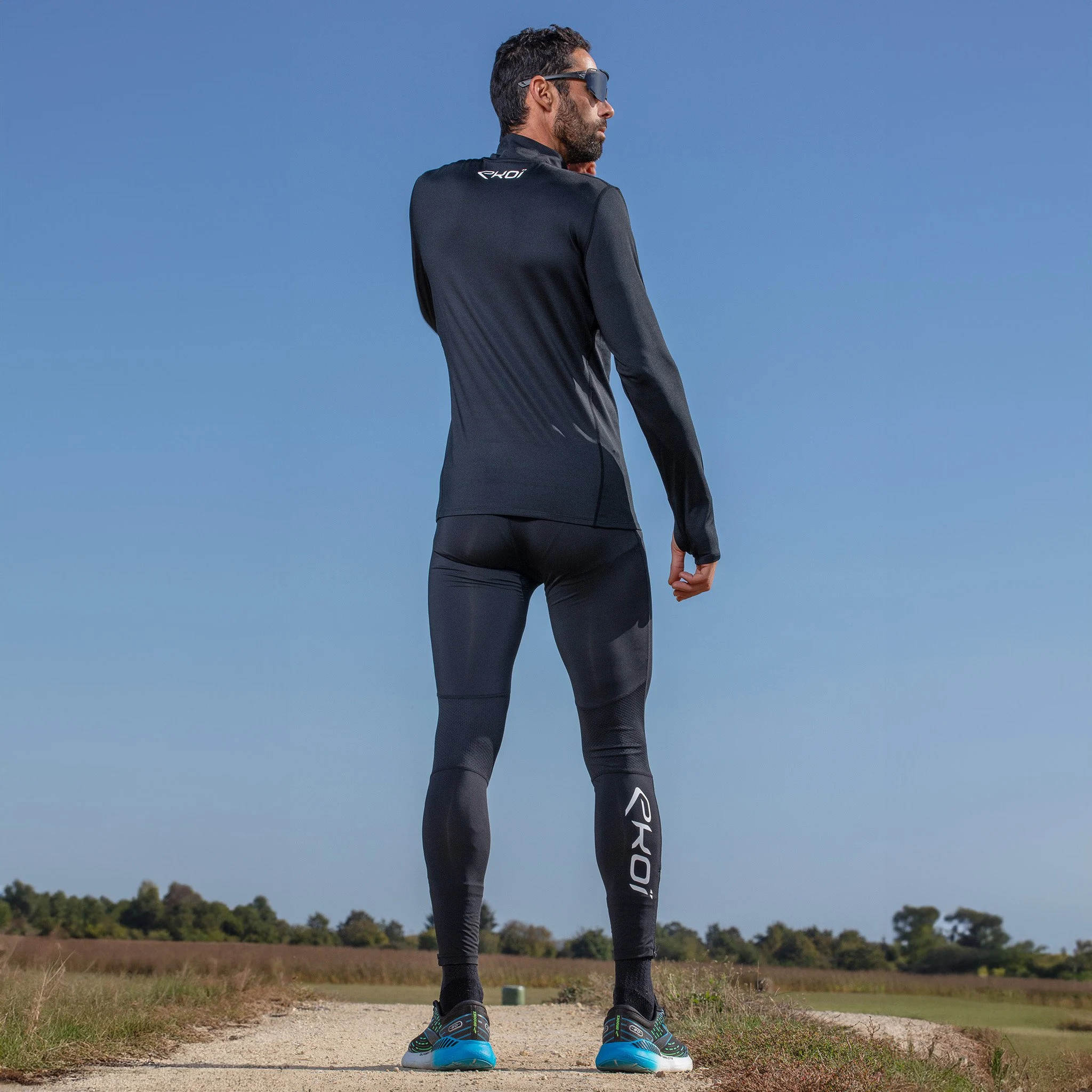 EKOI RUN Warm Black zipped sweat top