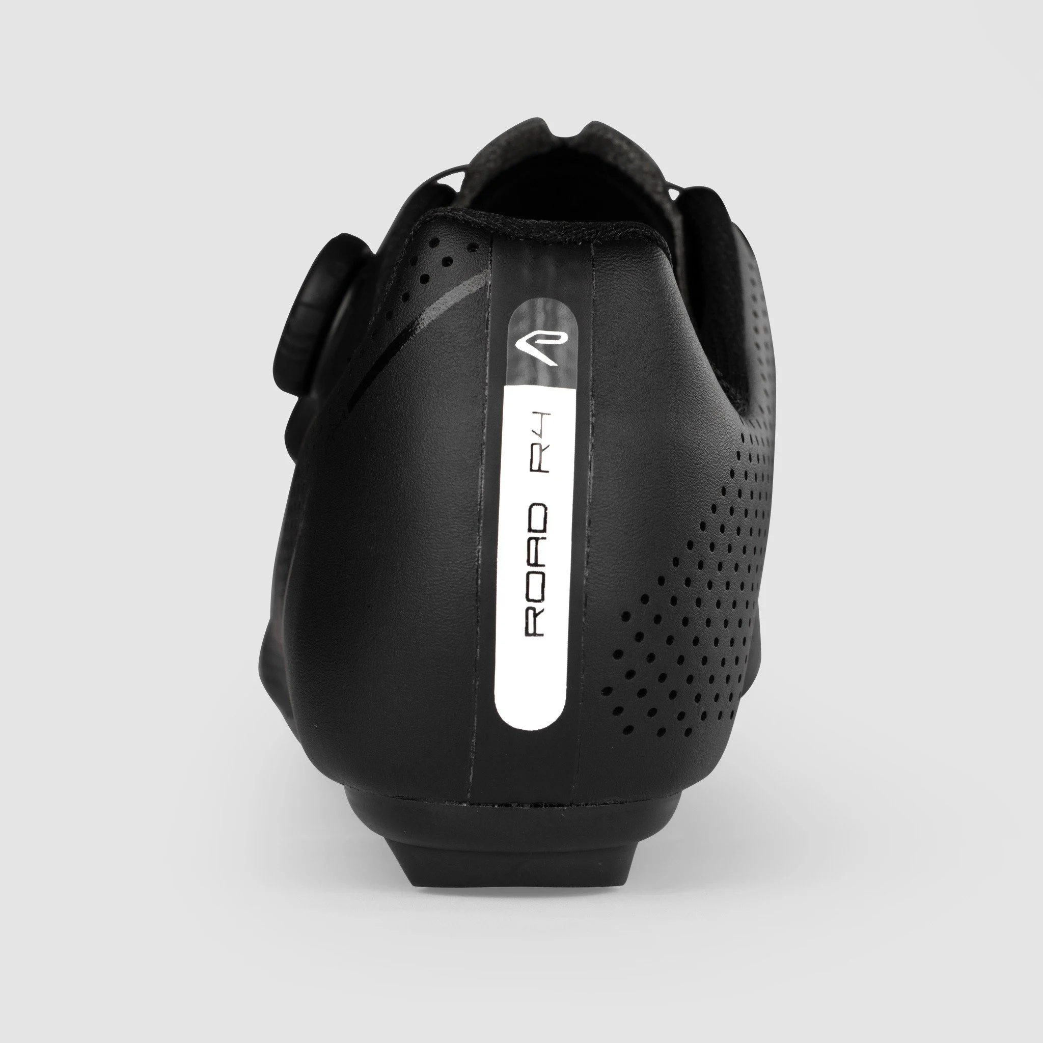 R4 Full black road shoe