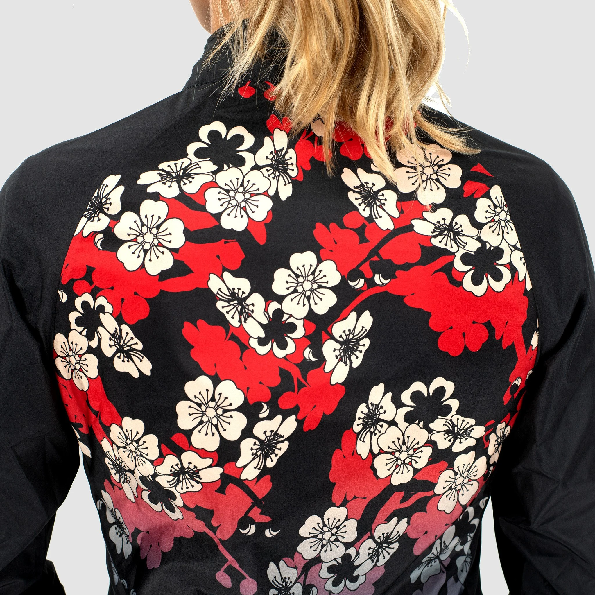 Nathalie Simon Black windproof jacket by EKOÏ