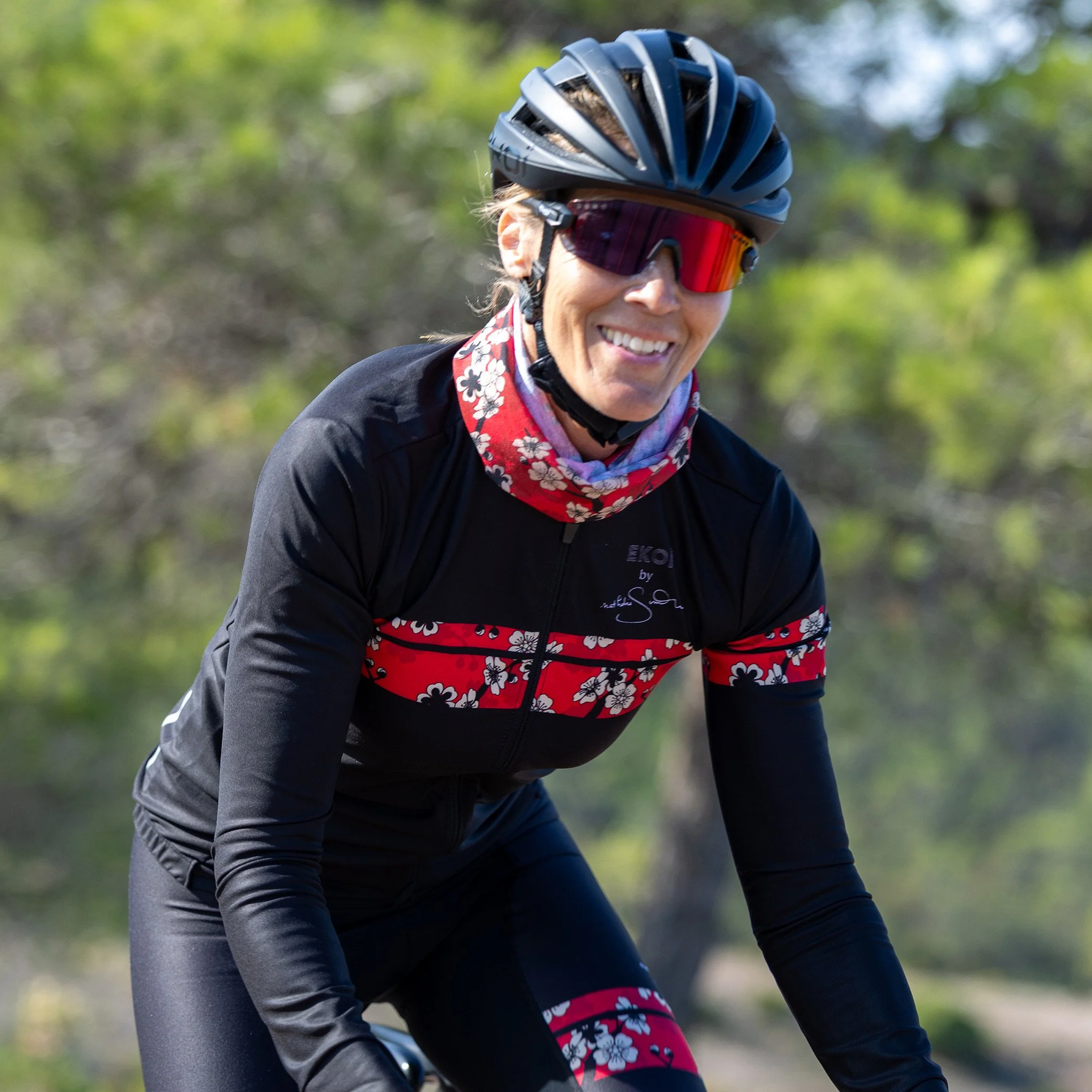 Nathalie Simon women's black LS jersey by EKOÏ