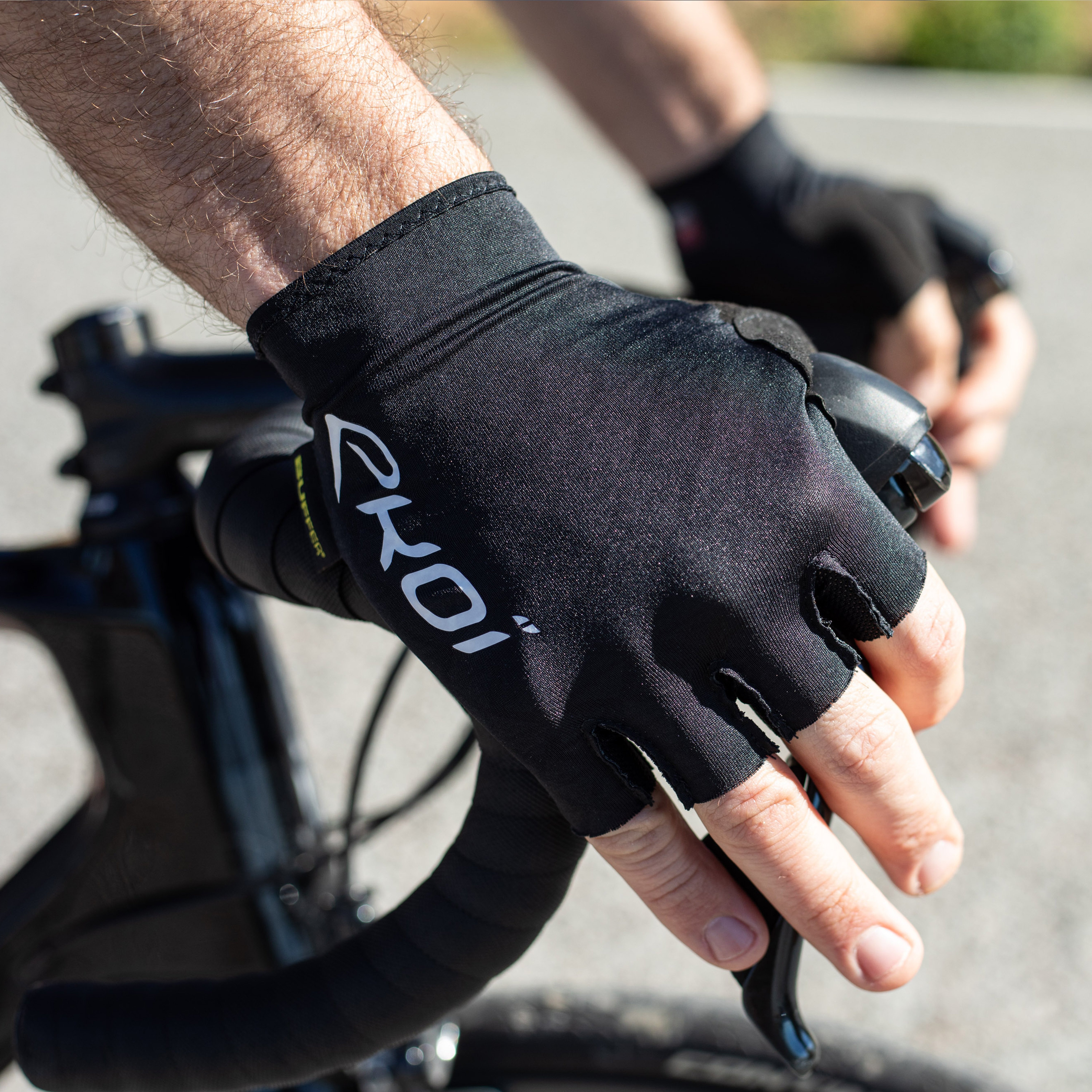 EKOI OUTLAST BUFFER cycling gloves White