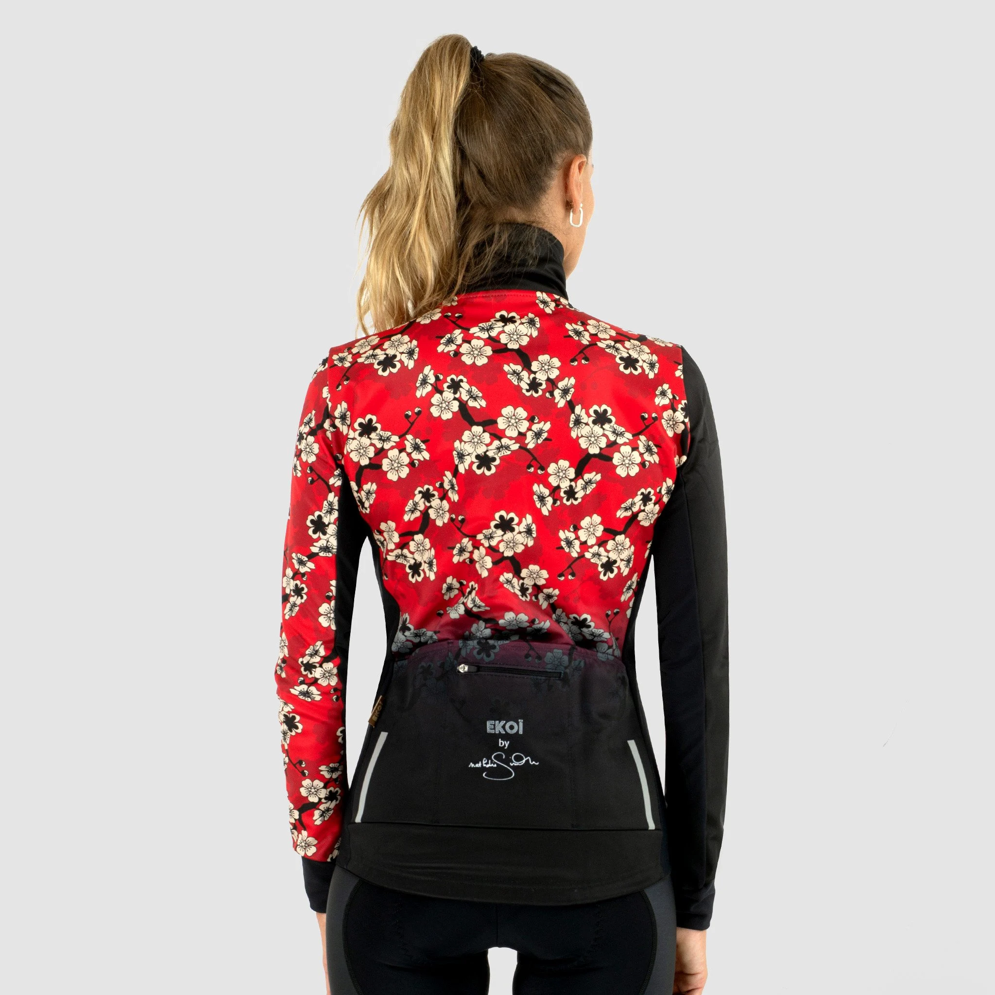 Nathalie Simon women's red thermal jacket by EKOÏ
