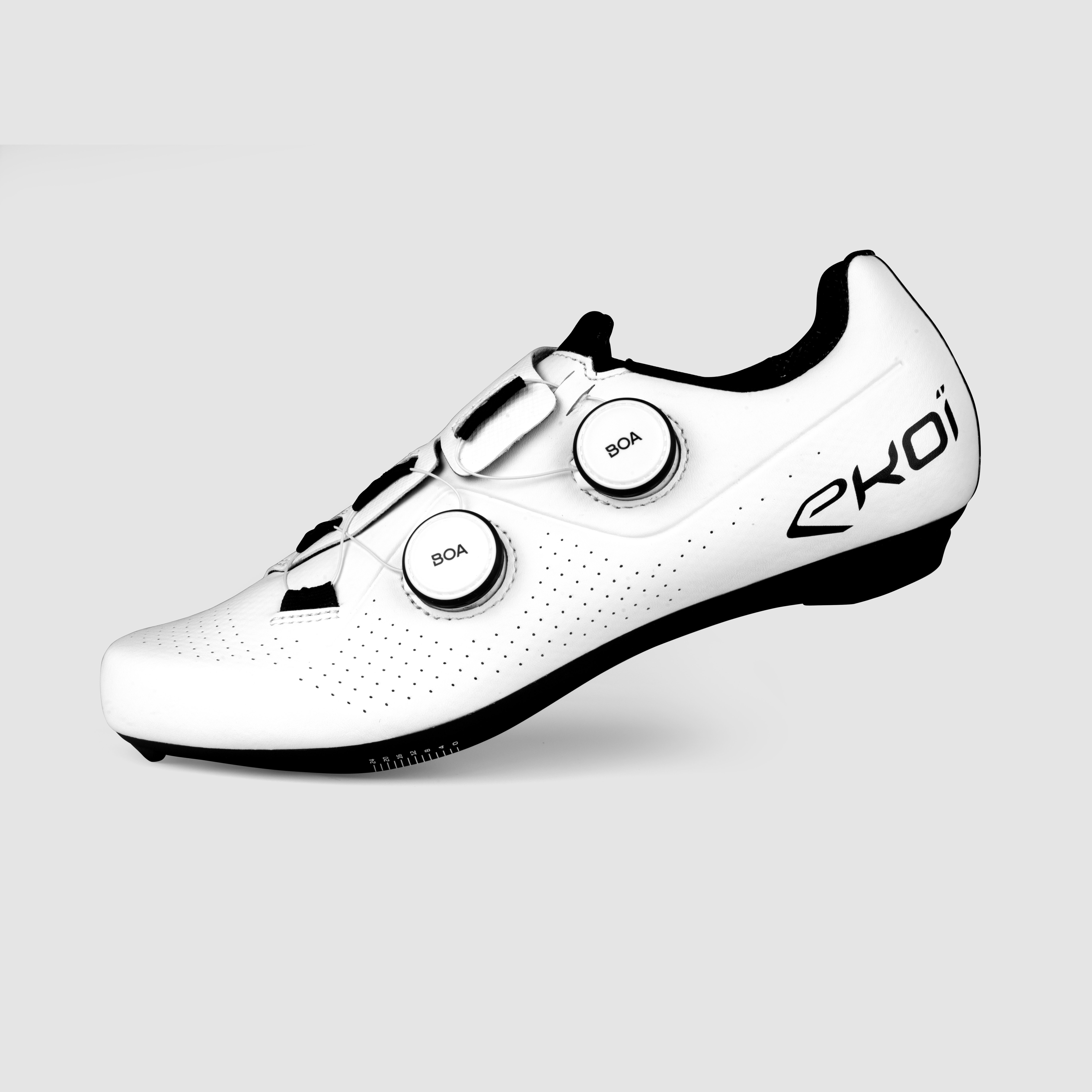 Perf R4 EVO road cycling shoes White