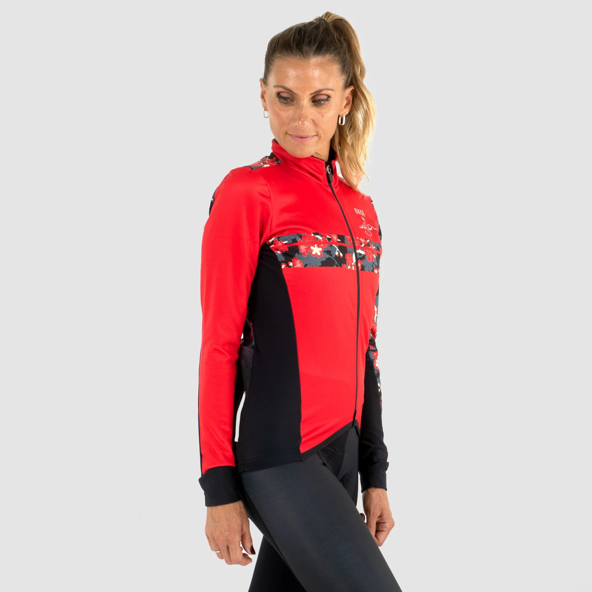 Nathalie Simon women's red thermal jacket by EKOÏ