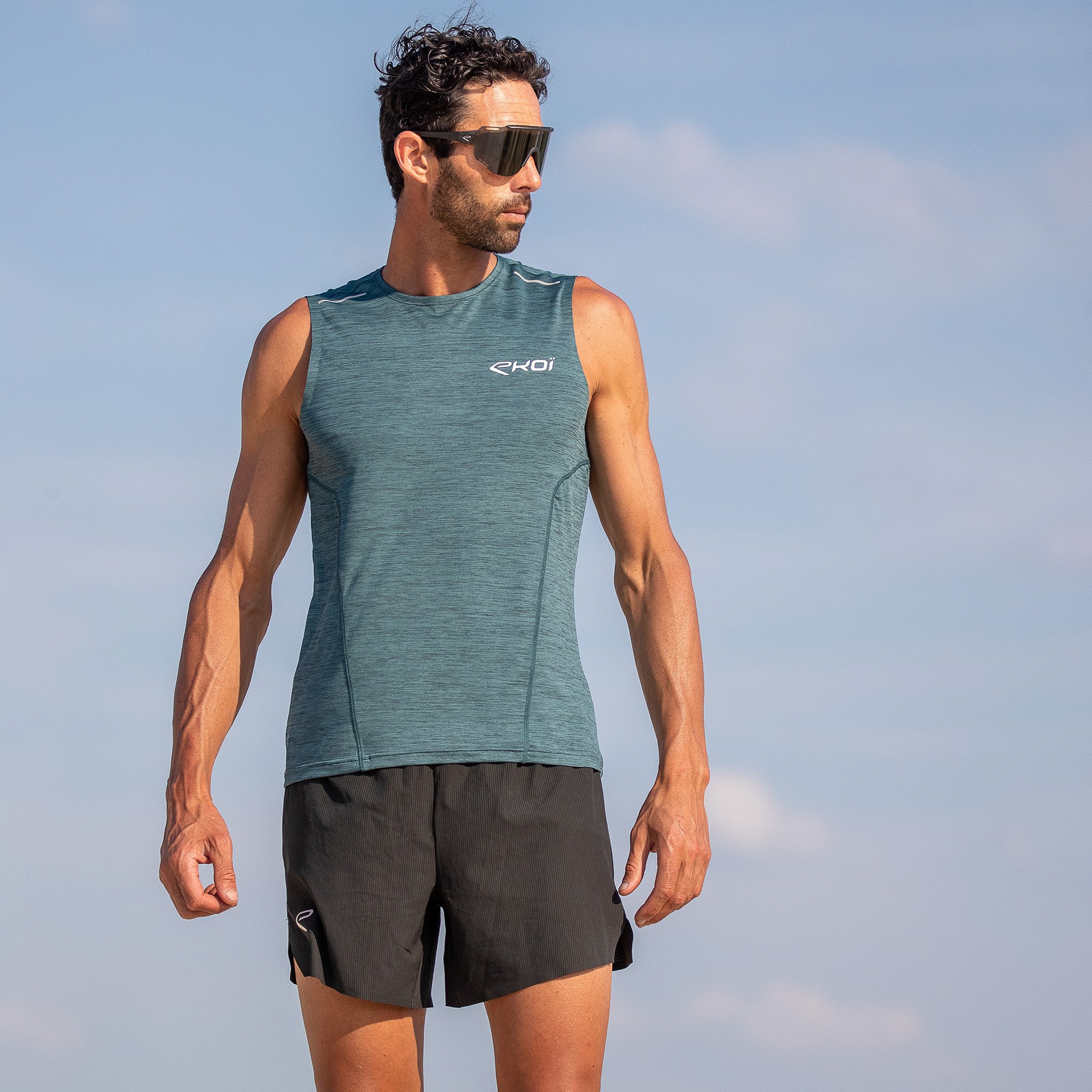 TEE SHIRT SLEEVELESS PERFORMANCE EKOI RUN BLACK /BLUE