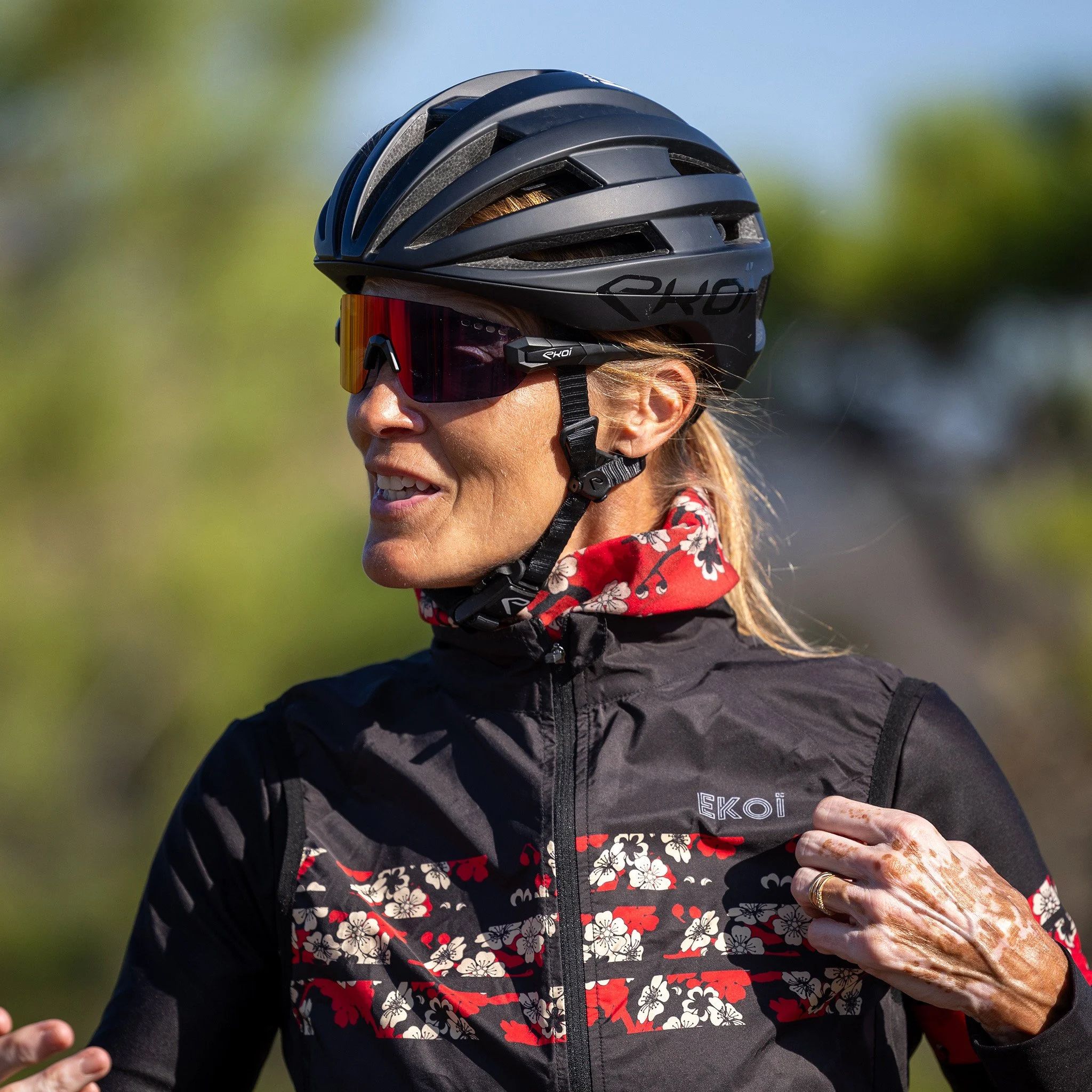 Nathalie Simon Black windproof gilet by EKOÏ