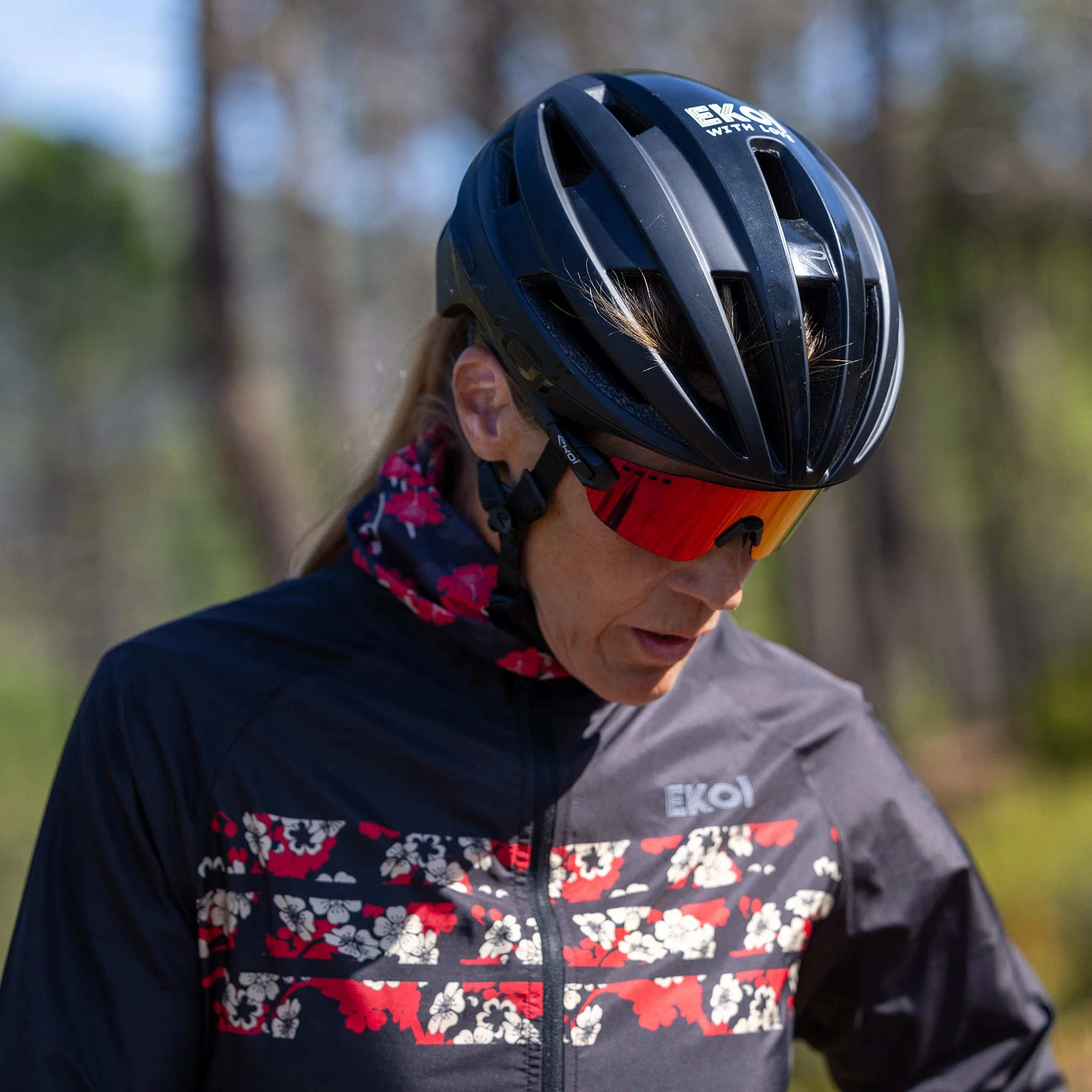 Nathalie Simon red neck tube by