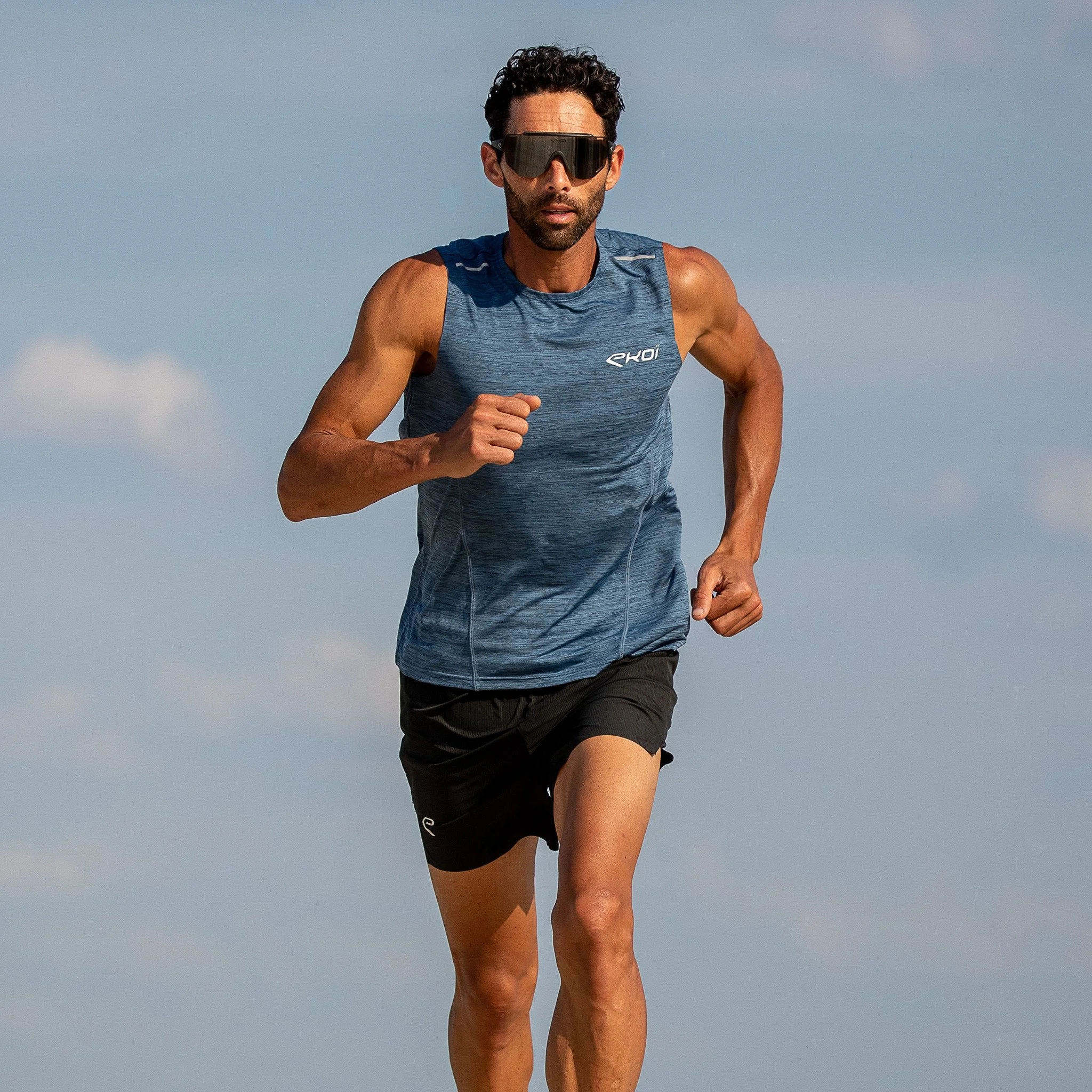 TEE SHIRT SLEEVELESS PERFORMANCE EKOI RUN BLACK /BLUE
