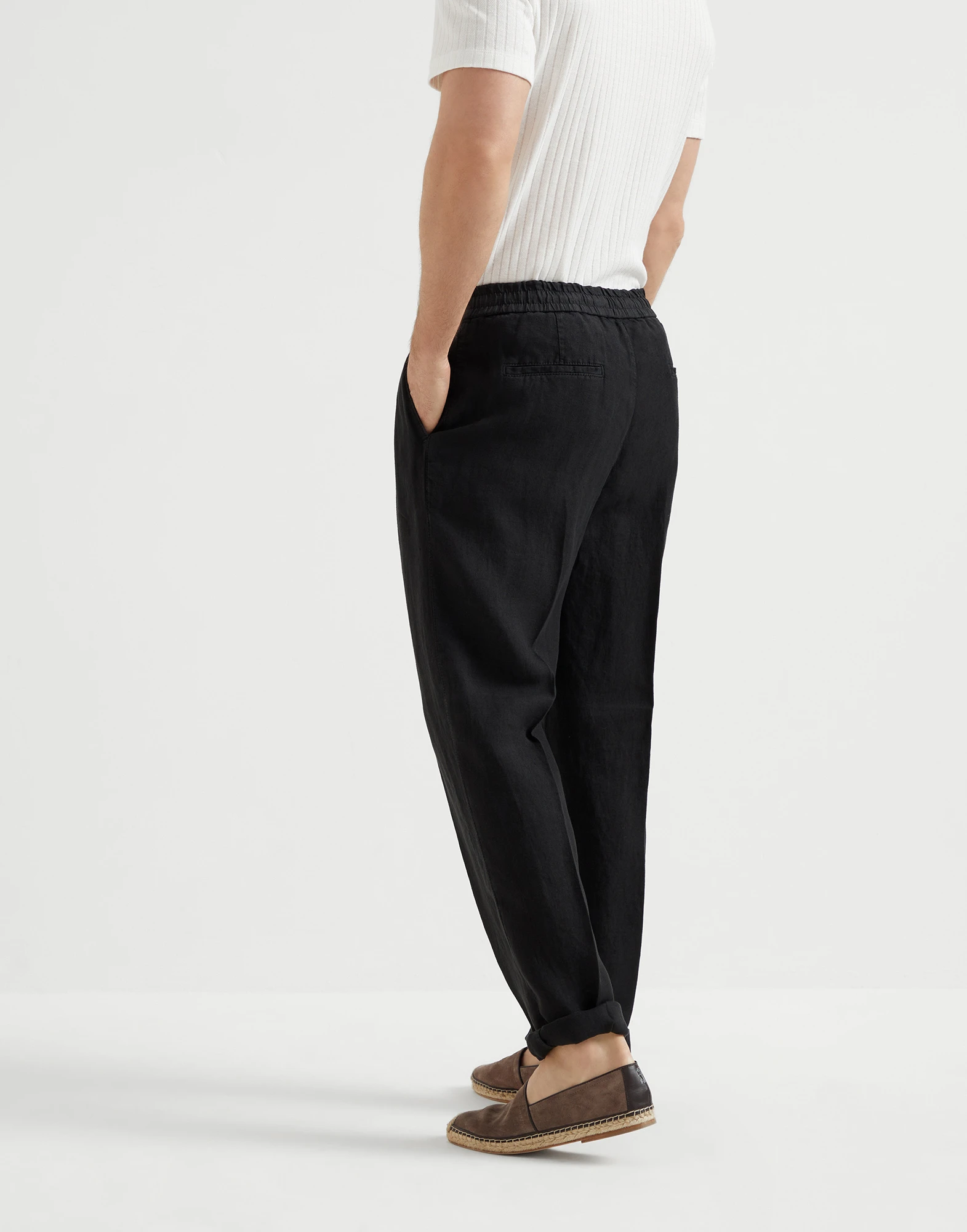 Leisure fit trousers with drawstring