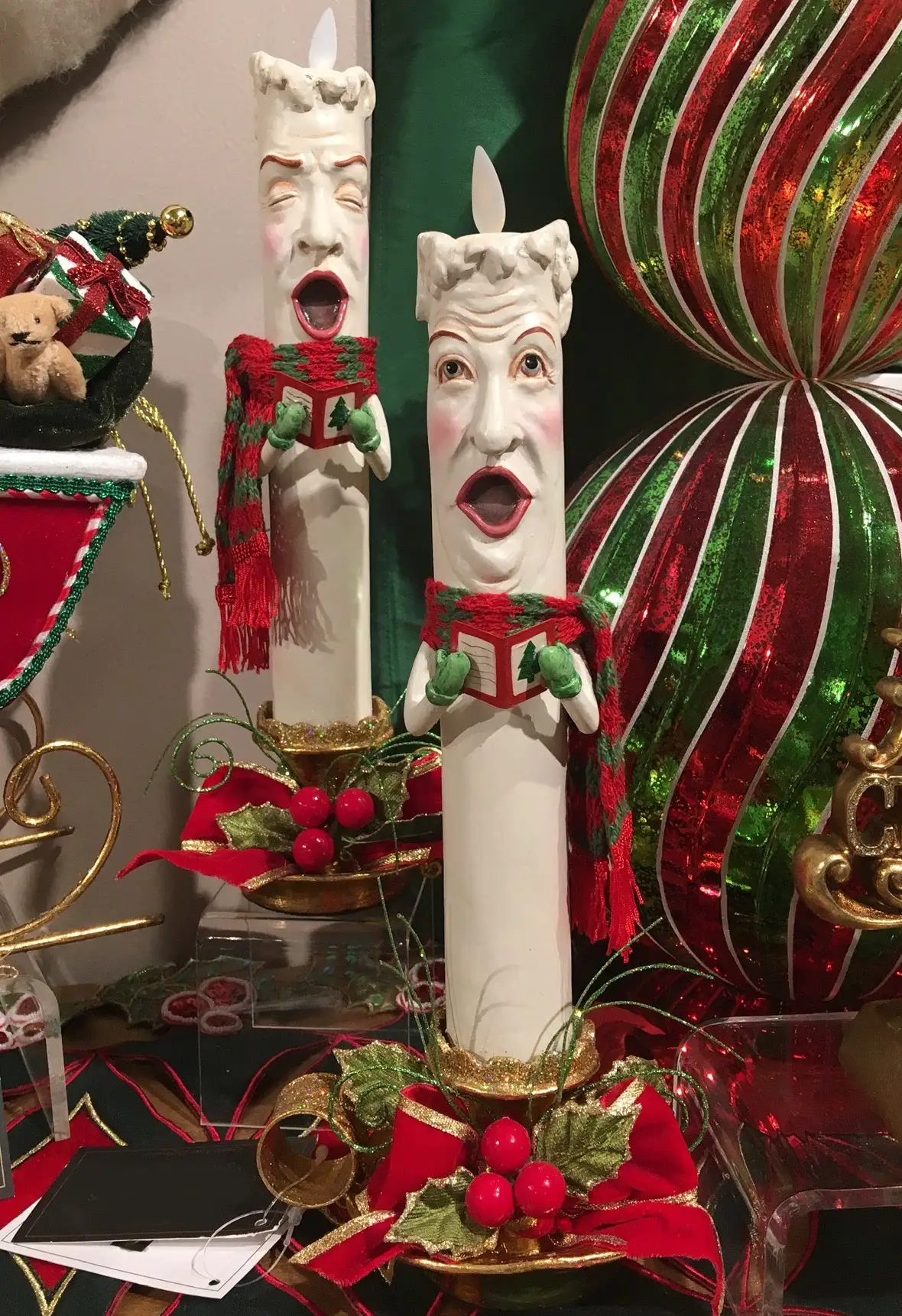 Caroling Christmas Candles