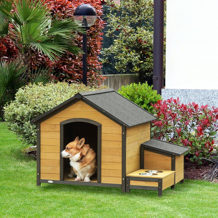 Black/Yellow Wood Dog House