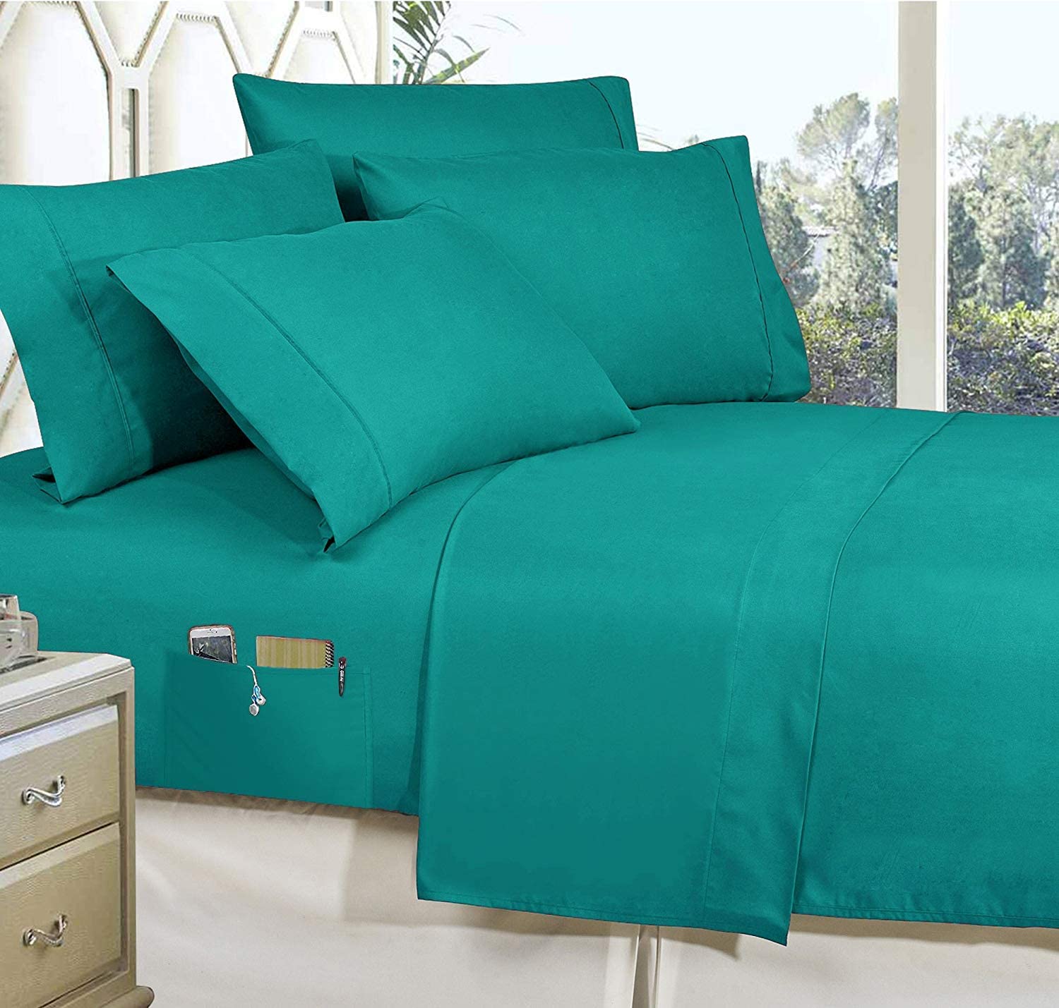 Luxury 8 pcs Bed-in-a-Bag Silky Soft Complete Comforter Set Double Sided Pockets