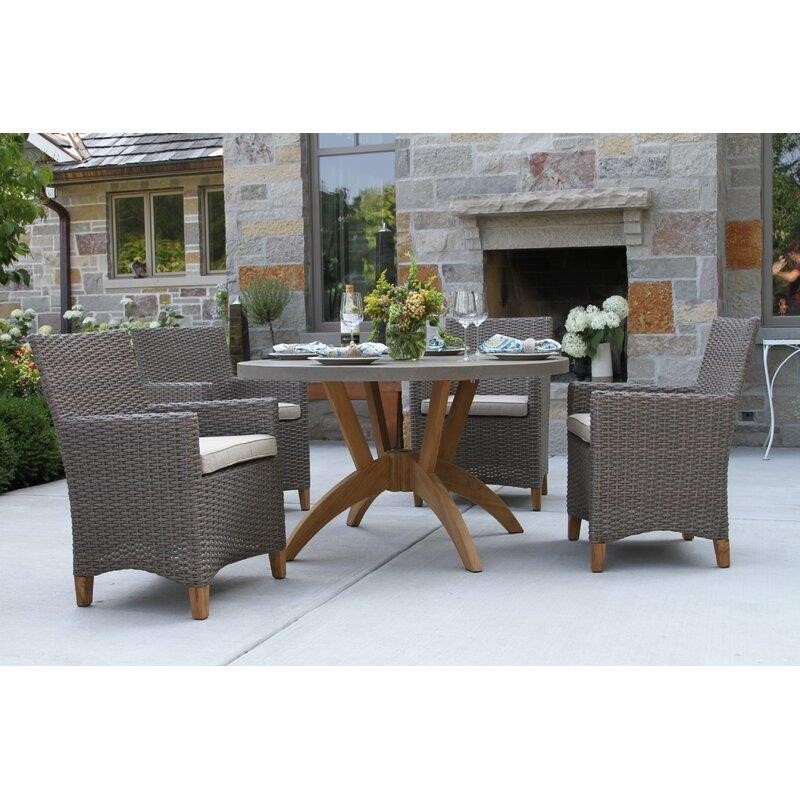 Carter Round 4 - Person 52'' Long Dining Set with Cushions