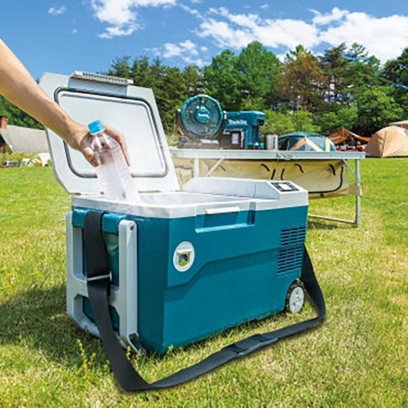 Summer Sale🔥18V Rechargeable Refrigerator (come with 2 Rechargeable Batteries)