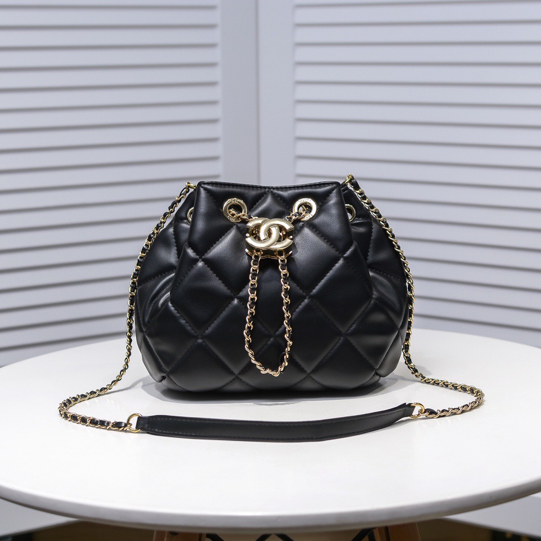 Chanel Lambskin Bucket Bag Shoulder Crossbody Bag（Perfect Replica）