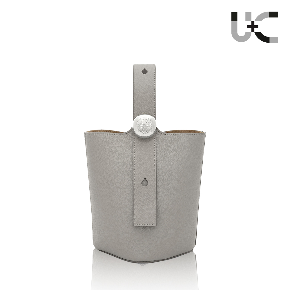 LOEWE Mini Pebble Bucket bag in soft grained calfskin（Perfect Replica）