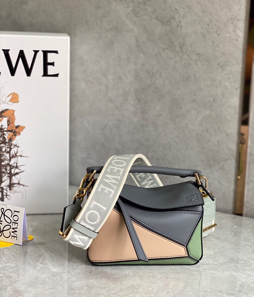 Loewe Mini Puzzle color-blocked(Perfect Replica)
