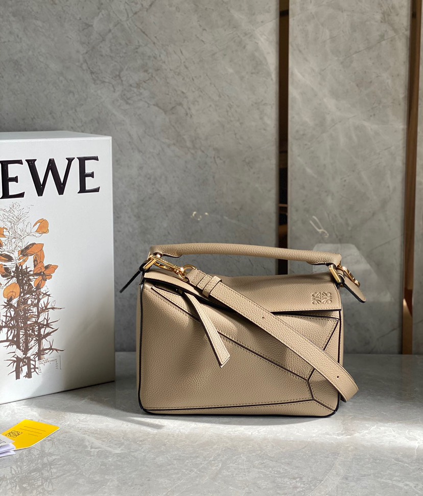 Loewe Small Puzzle Biege(Perfect Replica)